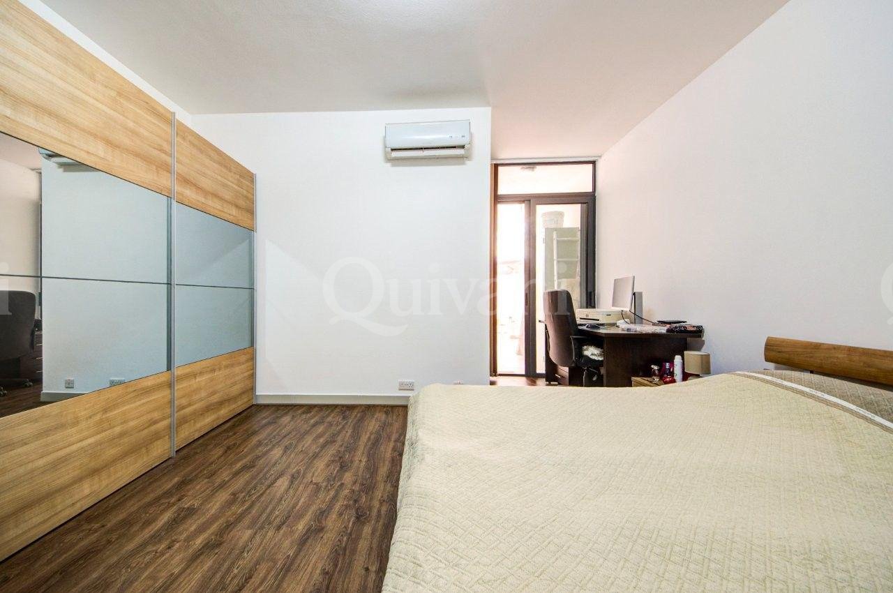 Maisonette On A Quiet No Through Road Close to All Amenities
