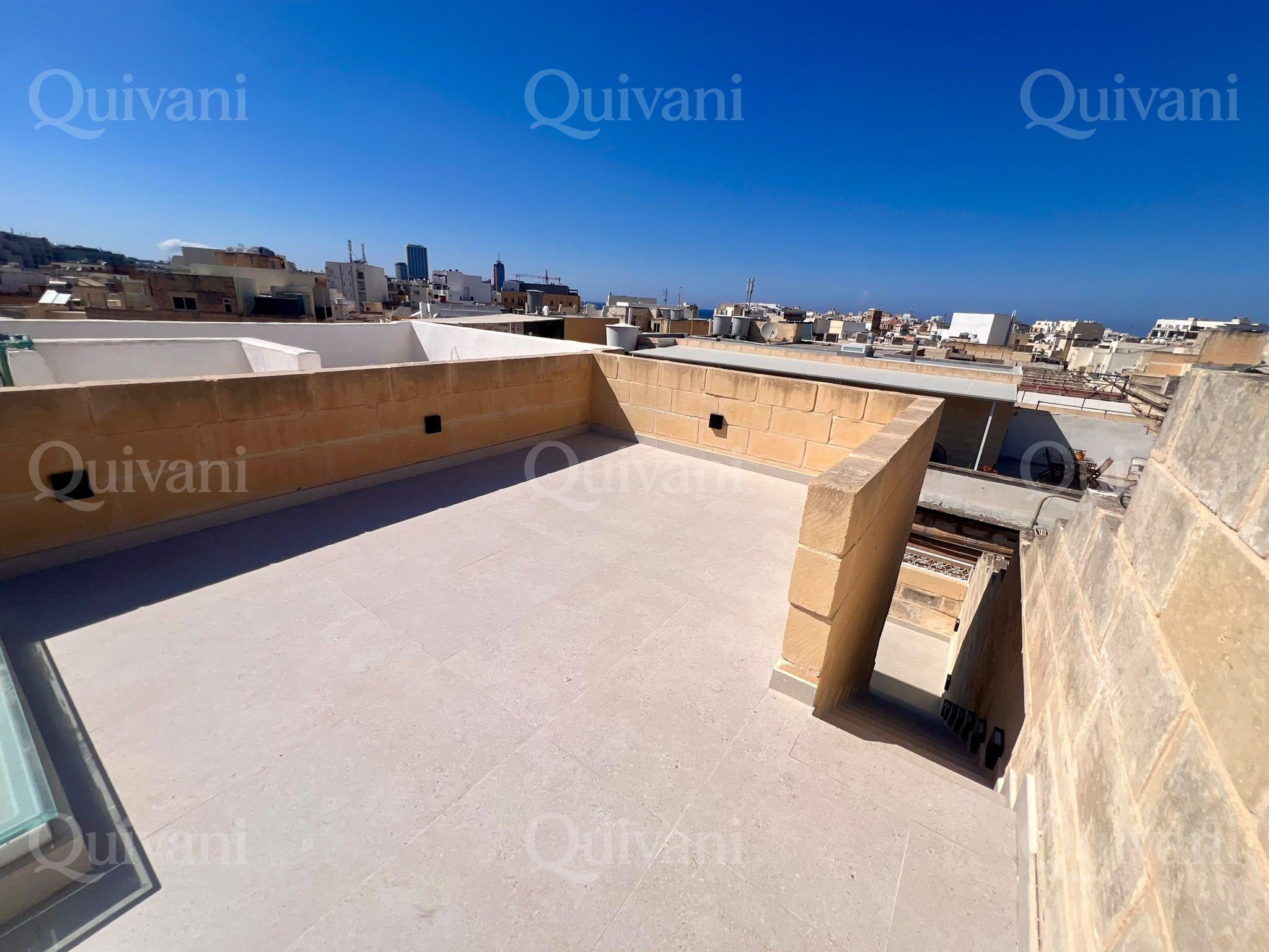 Converted 2Bed Townhouse in the heart of Sliema