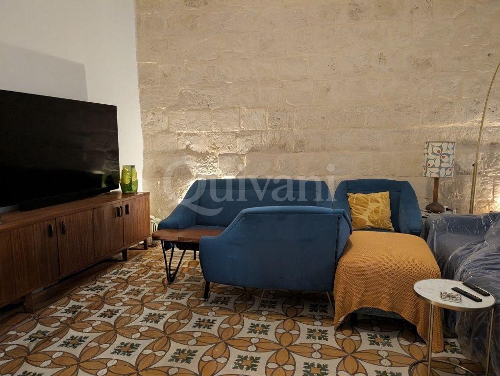 Charming 2 Bed MAISONETTE in Bormla with a YARD