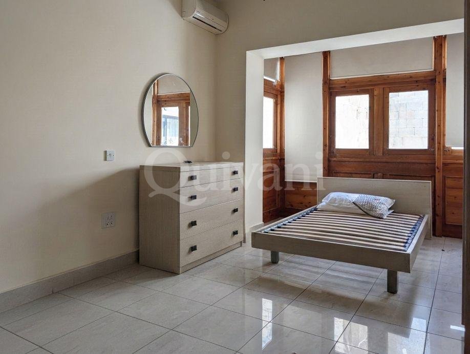 Spacious 3 Bed Furnished Apartment with interconnected Car Space Included
