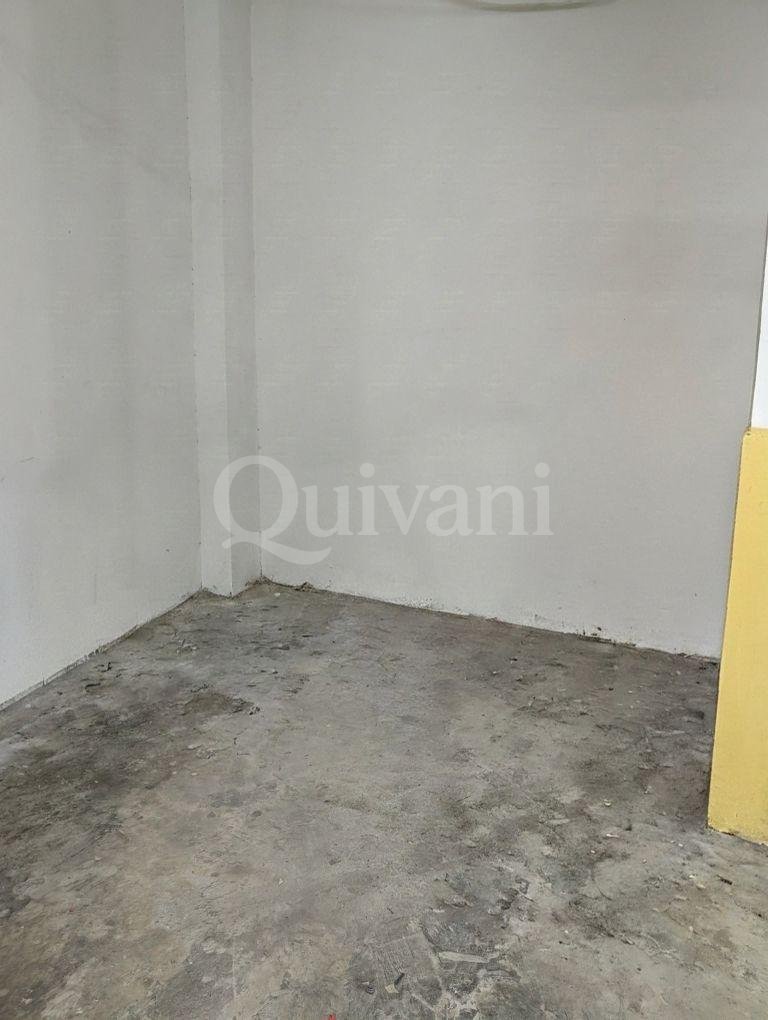 Spacious 3 Bed Furnished Apartment with interconnected Car Space Included
