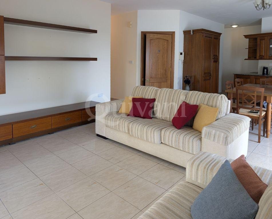 Spacious 3 Bed Furnished Apartment with interconnected Car Space Included