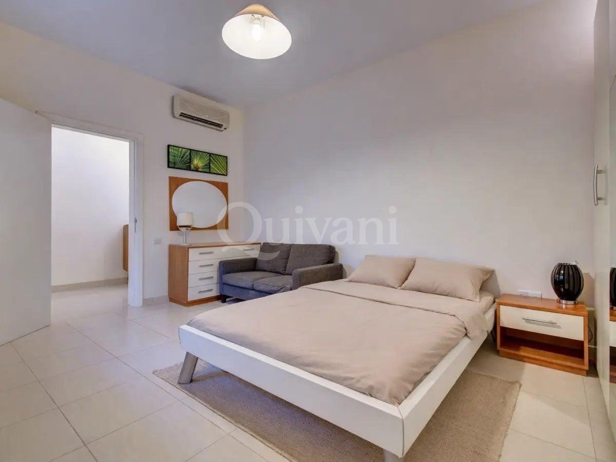Fully furnished 3 bedroom Apartment with Private washroom and outdoor terrace (included Garage)