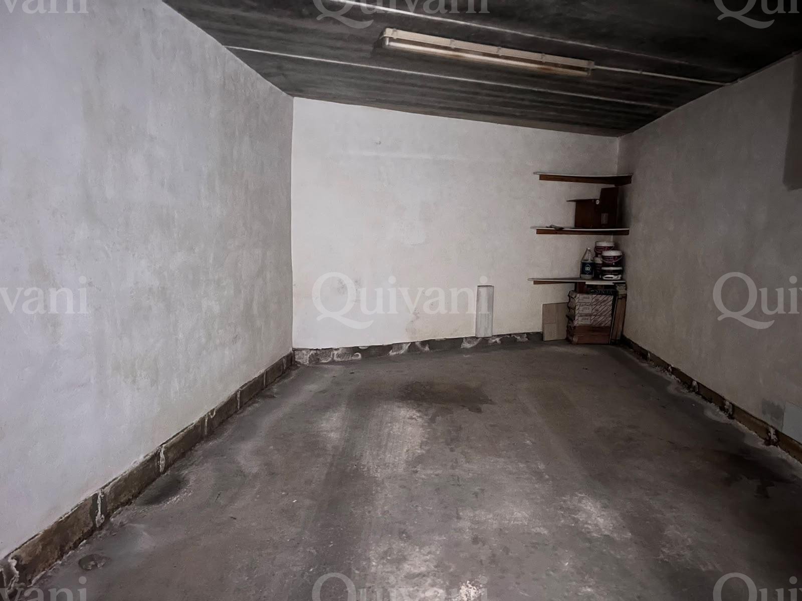 Fully furnished 3 bedroom Apartment with Private washroom and outdoor terrace (included Garage)