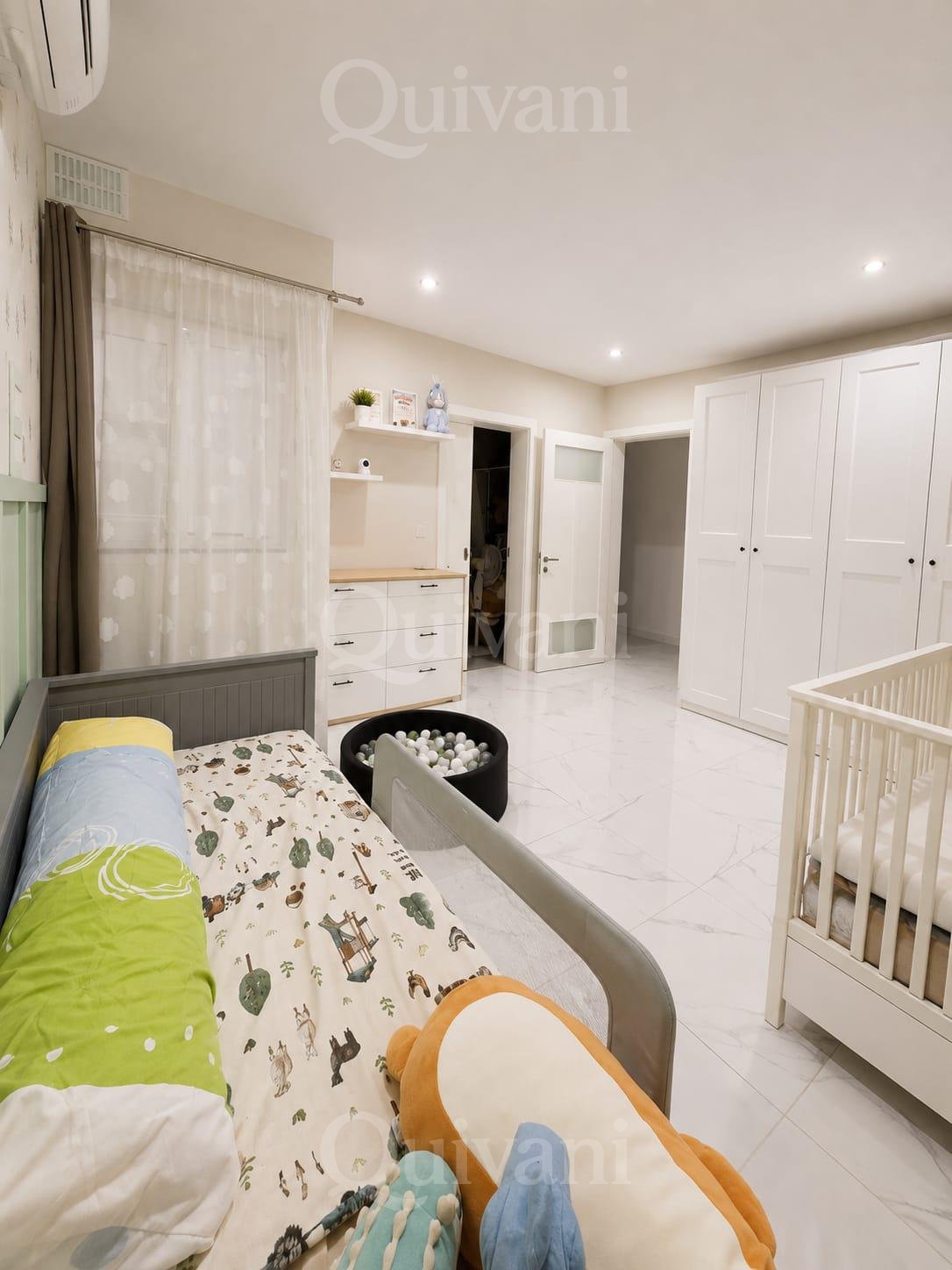 ODZ Country Views Fully Furnished Maisonette with outdoor space