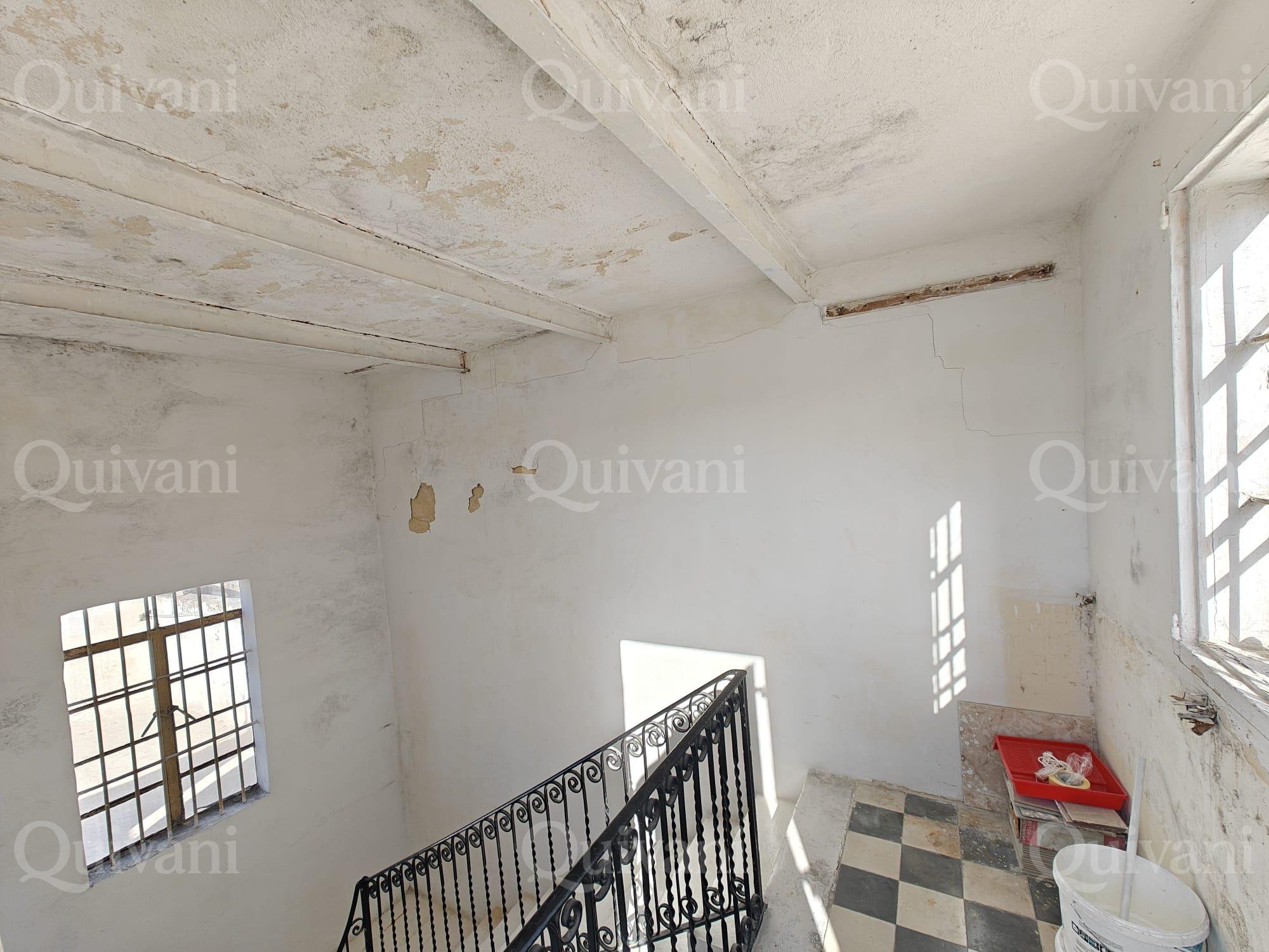 Paola, Unconverted, Solitary Maisonette