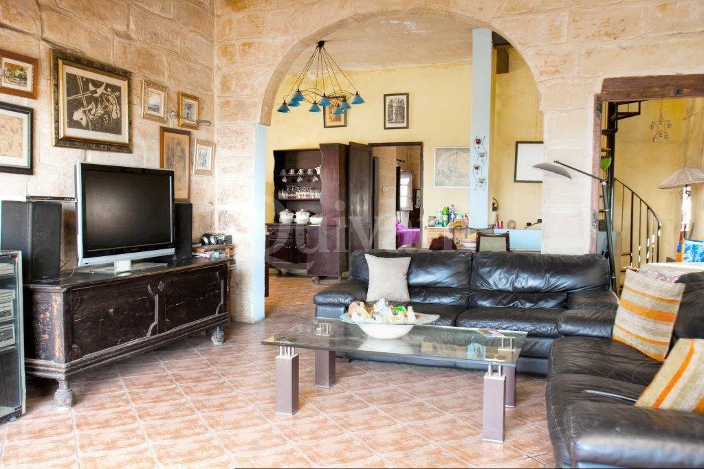 Rabat, Converted House of Character