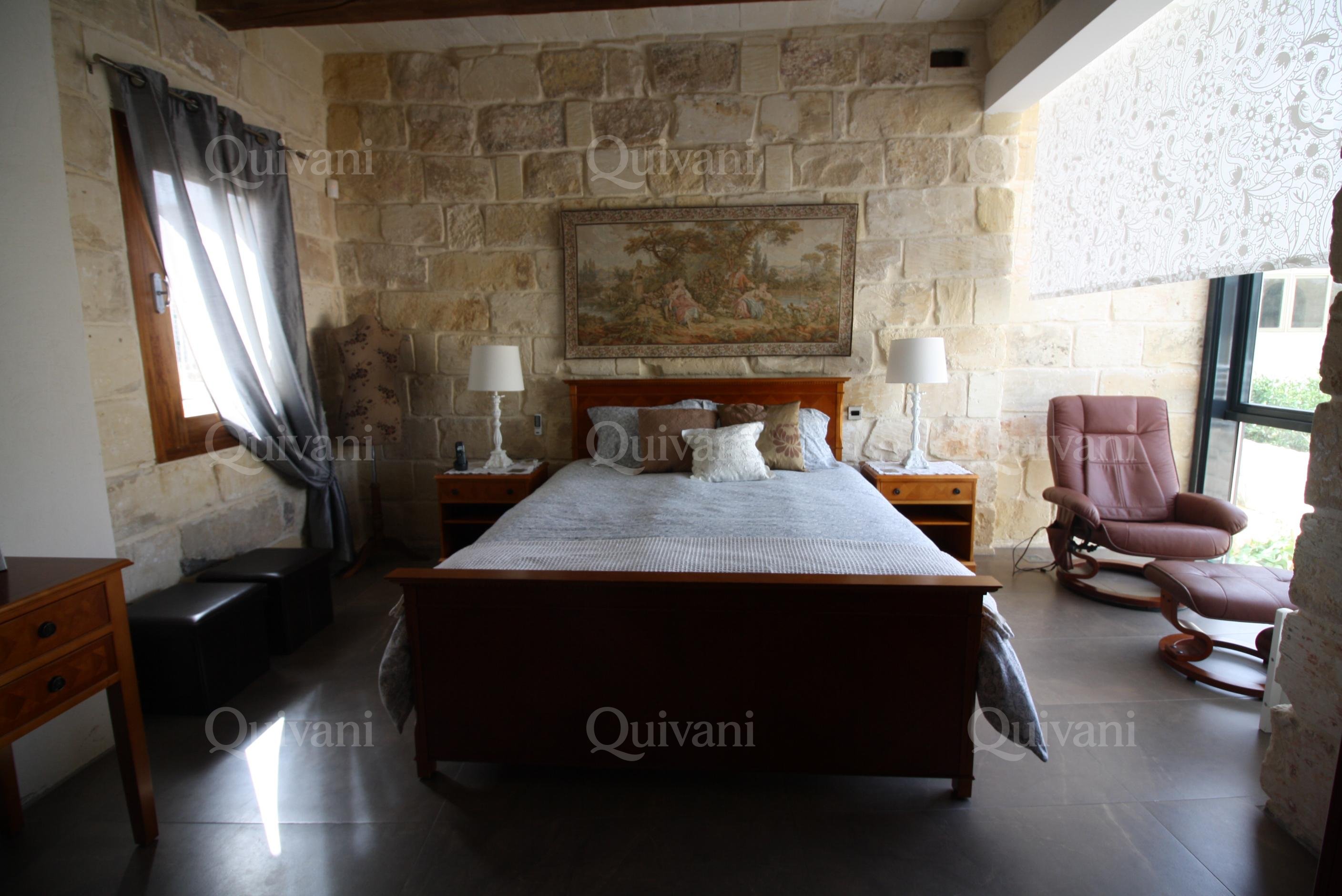 Zejtun, Converted House of Character with Pool