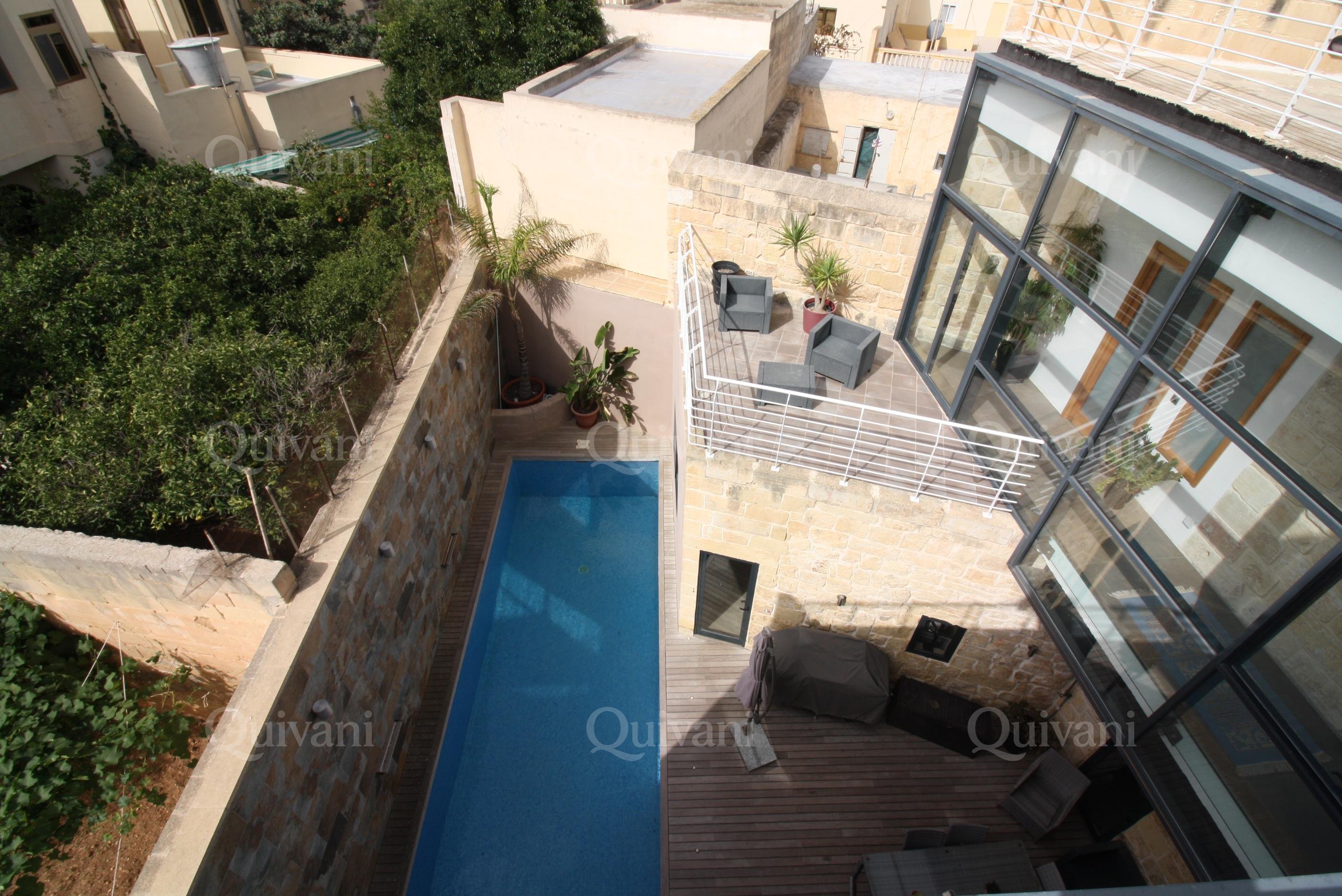 Zejtun, Converted House of Character with Pool