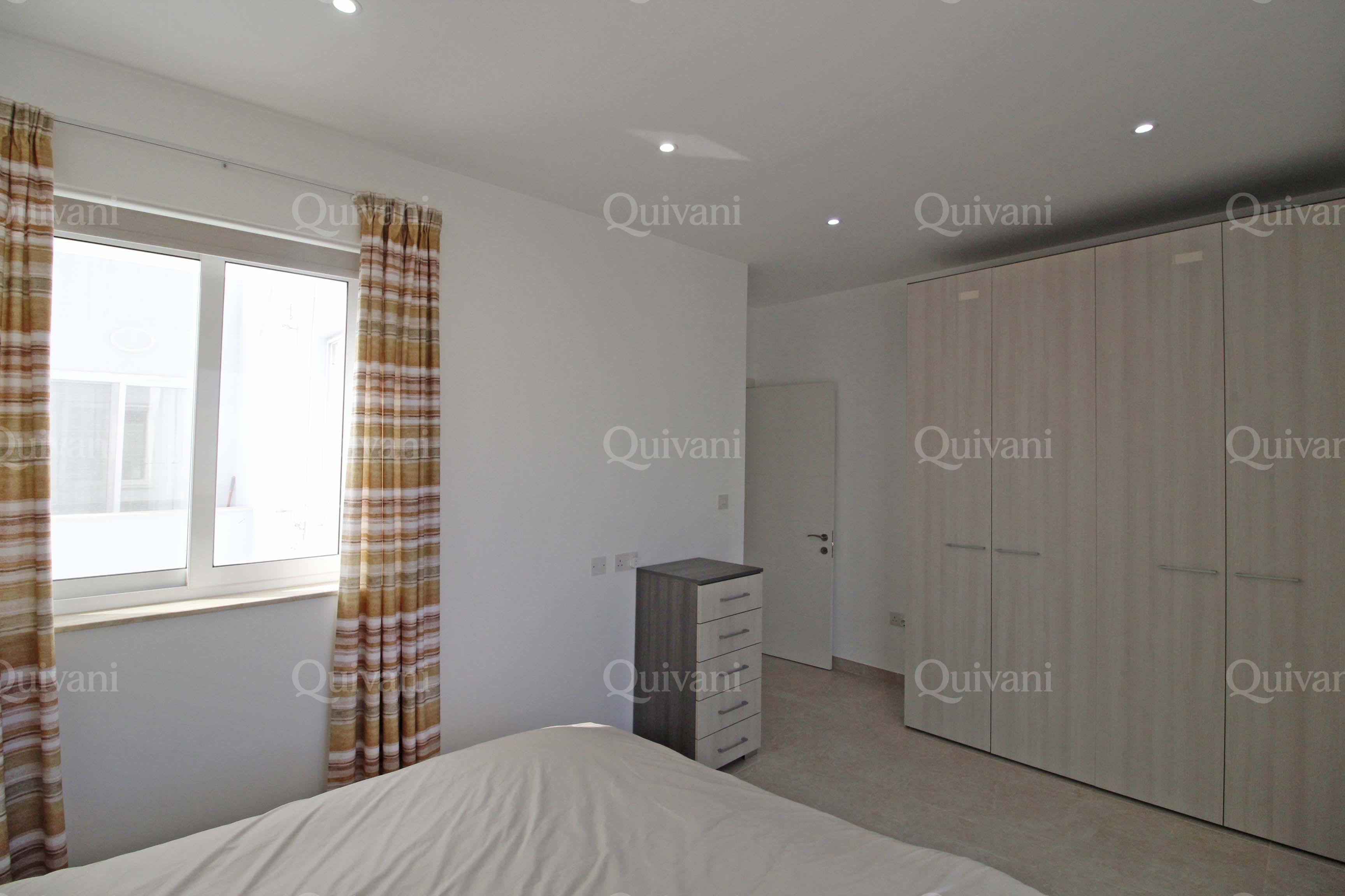 Swieqi, Furnished Penthouse