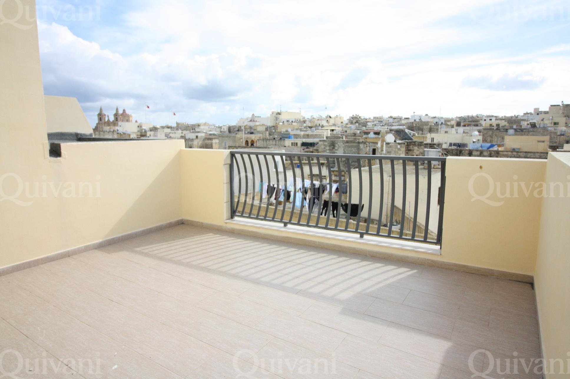Zurrieq, Furnished Penthouse