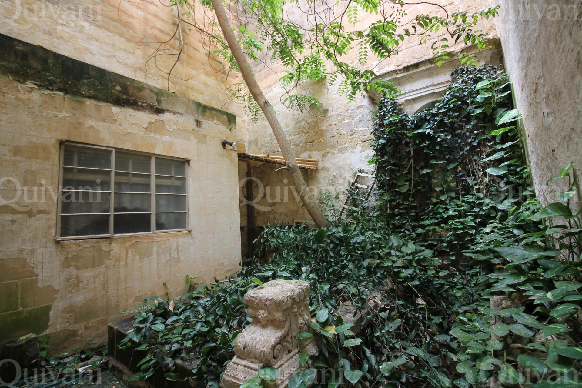 Floriana, Needs Refurbishment Office Block