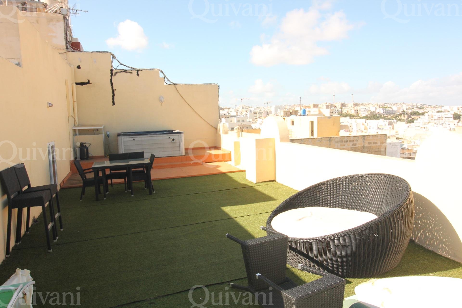 Sliema, Furnished Penthouse