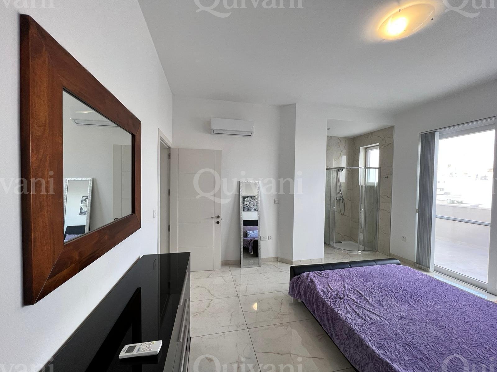 Gzira, Furnished Penthouse