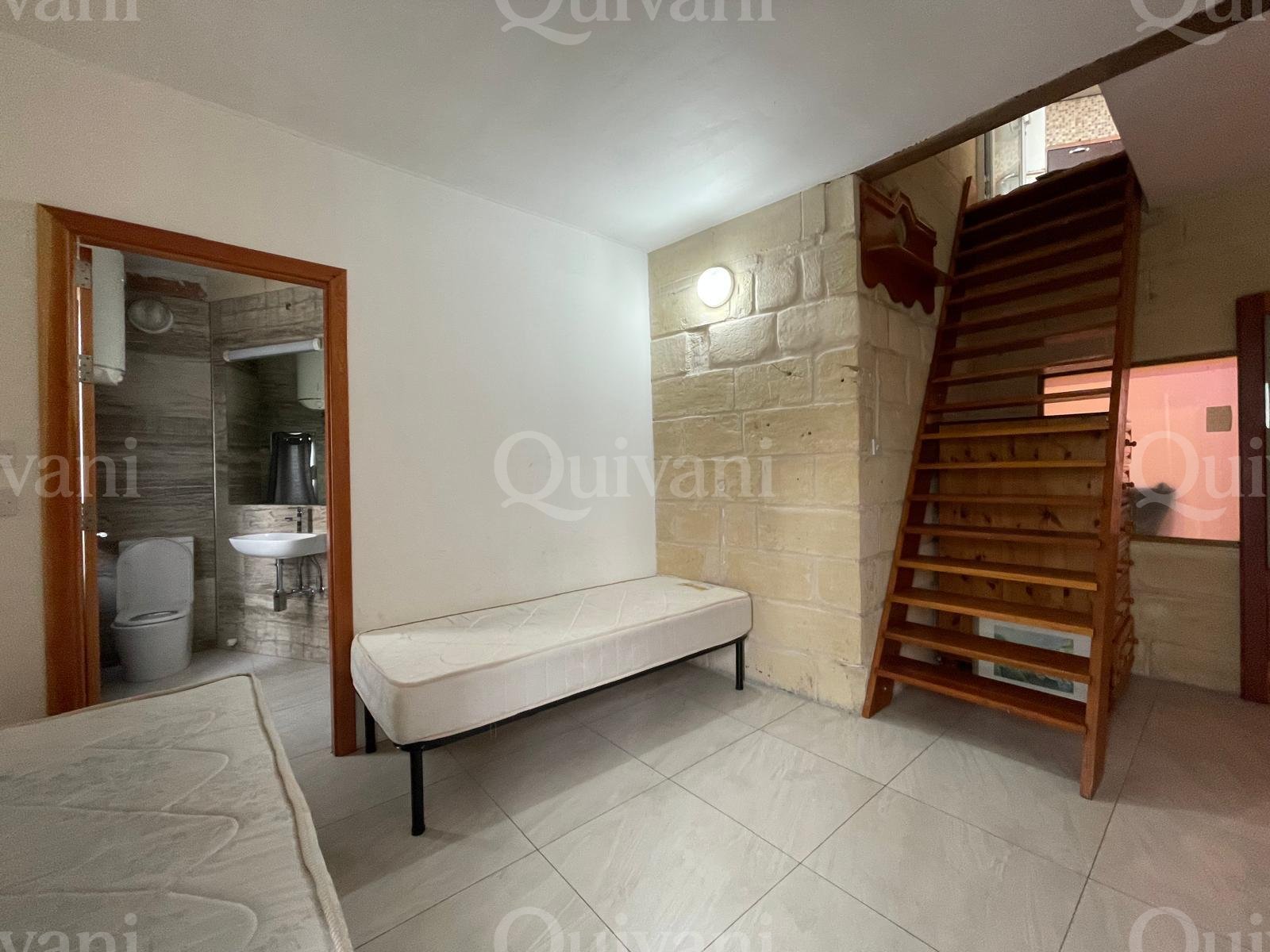 Tarxien, Converted Town House