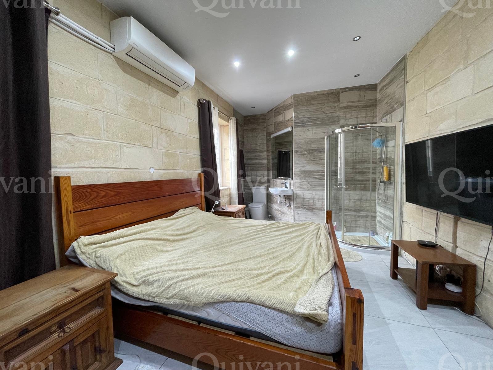 Tarxien, Converted Town House