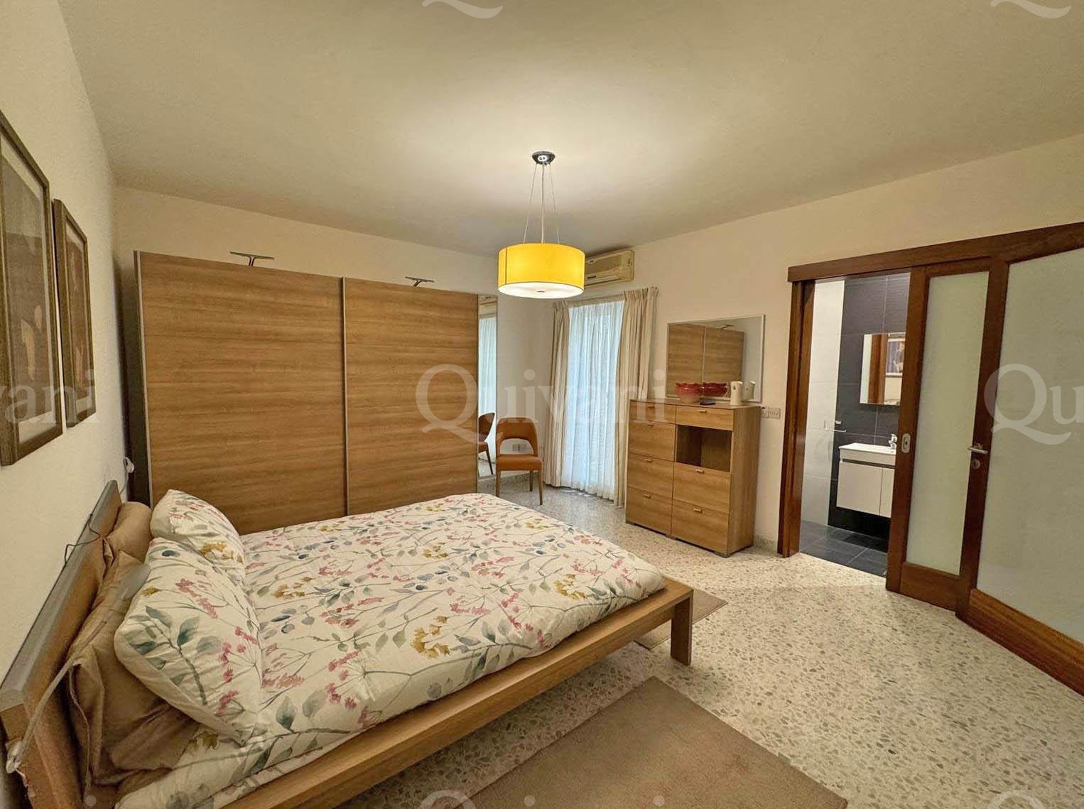St.Andrews, Furnished Maisonette