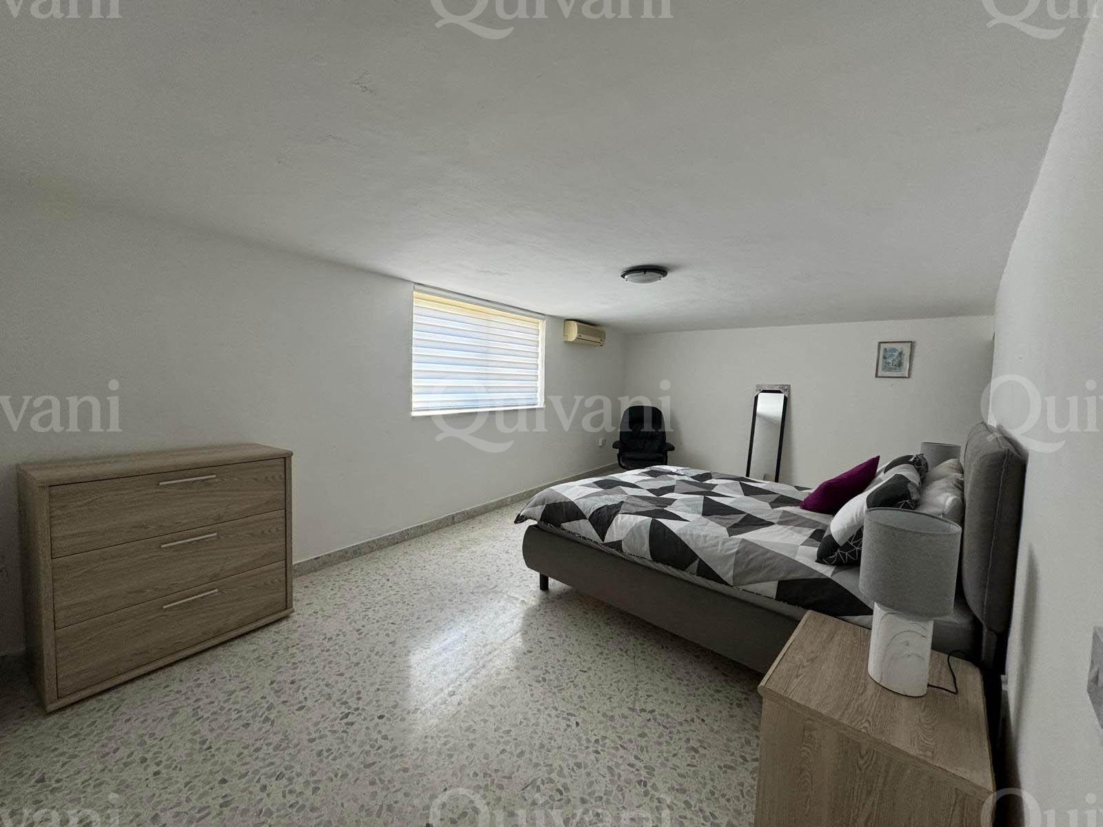 St.Andrews, Furnished Maisonette