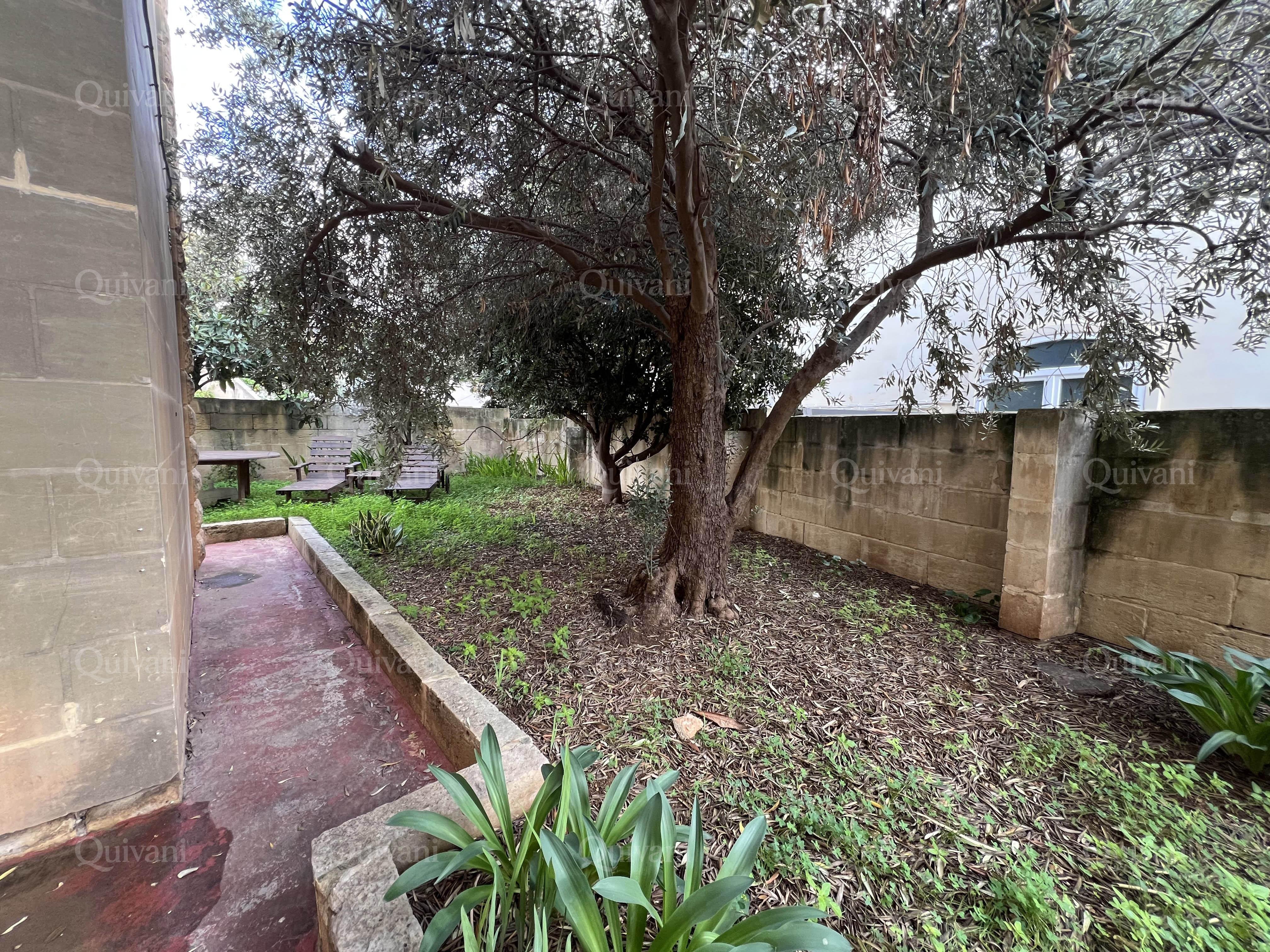 Kappara, Furnished Maisonette
