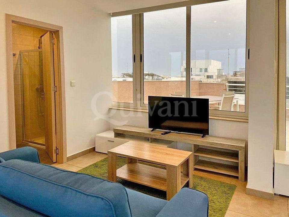 San Gwann, Furnished Penthouse