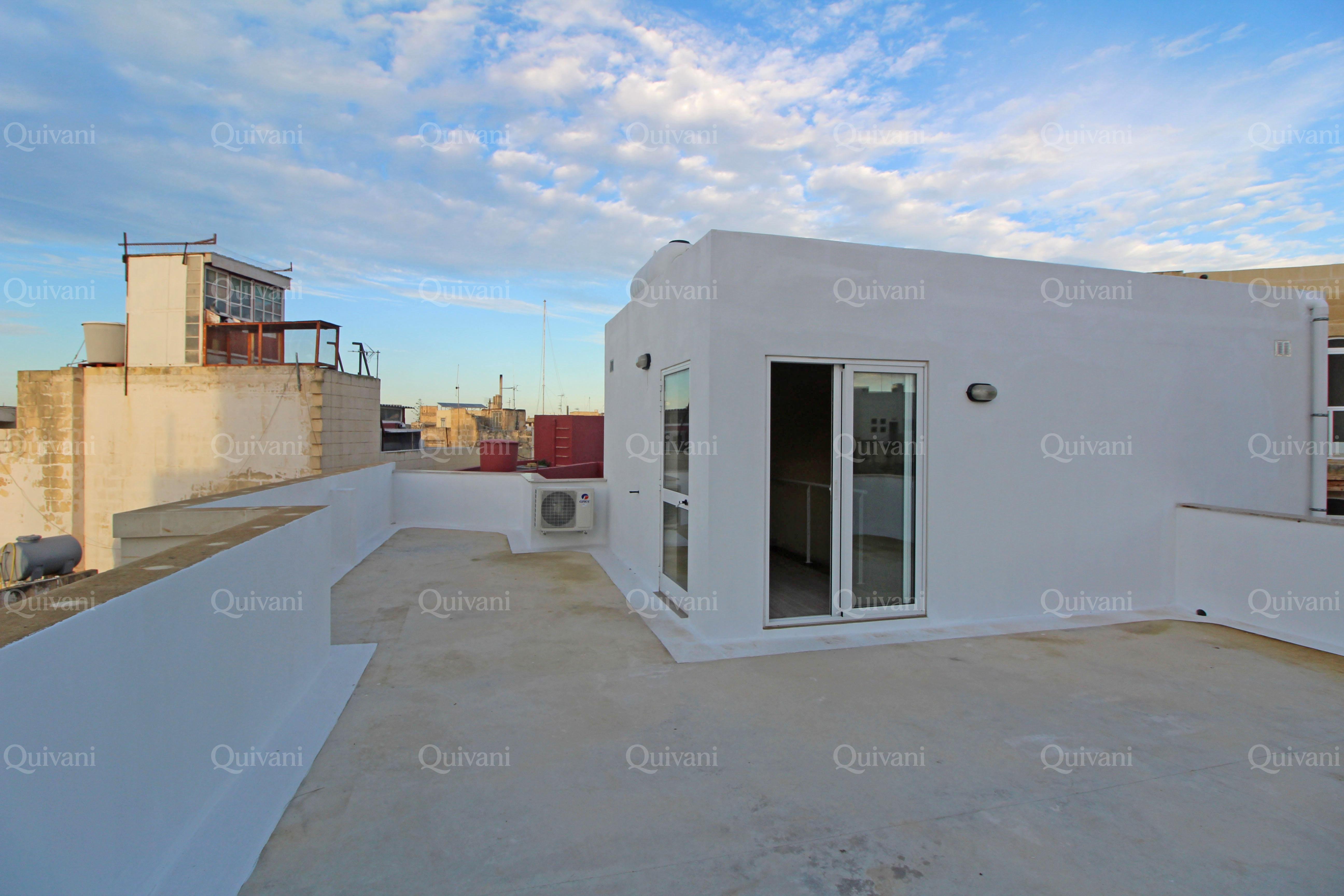 Zejtun, Furnished Terraced House