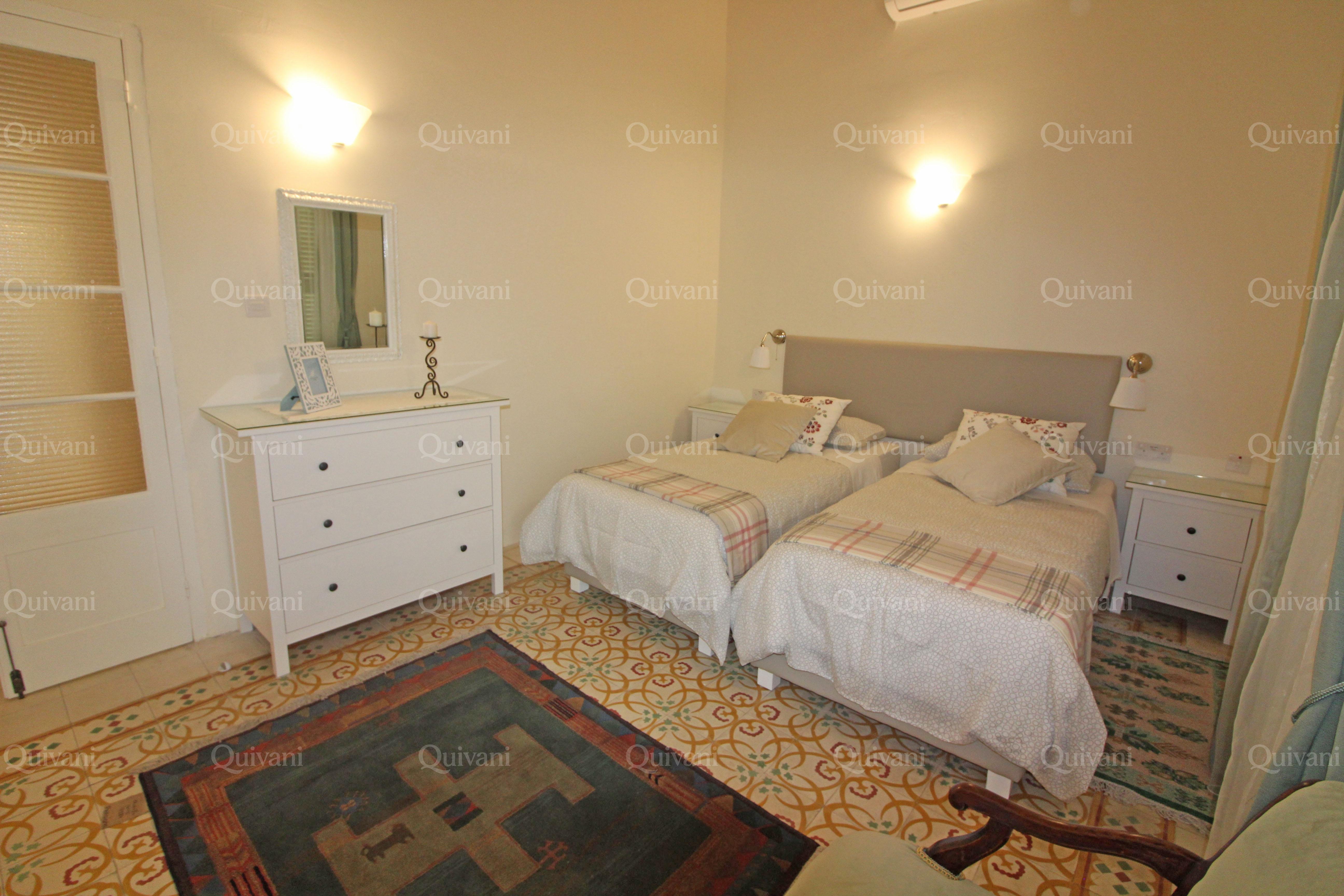 Balzan, Furnished Town House