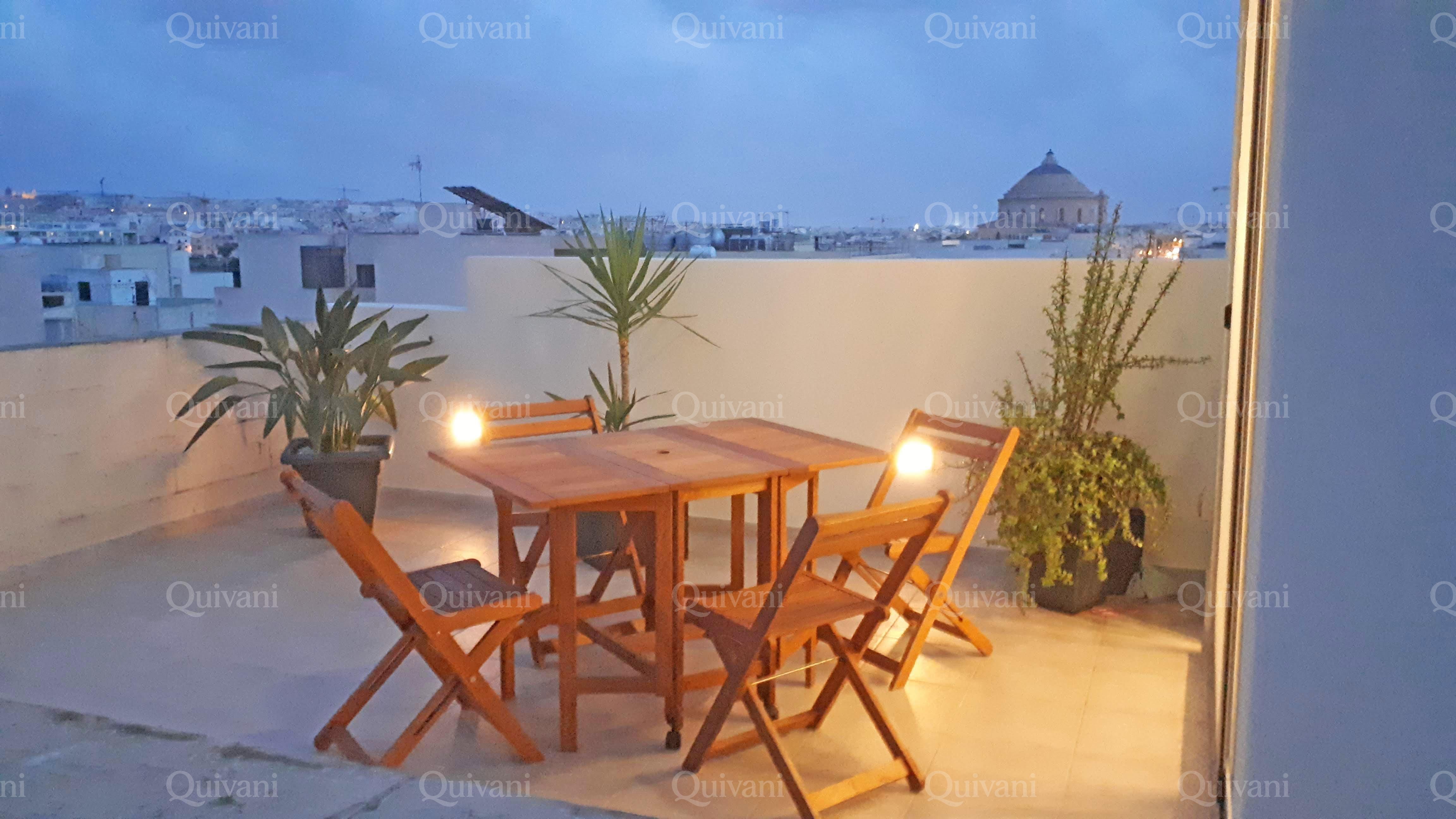 Mosta, Furnished Penthouse