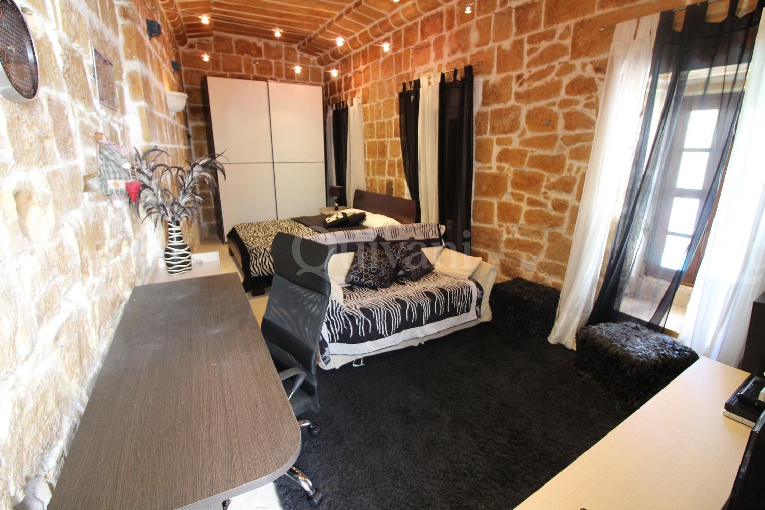 Siggiewi, Furnished Farmhouse