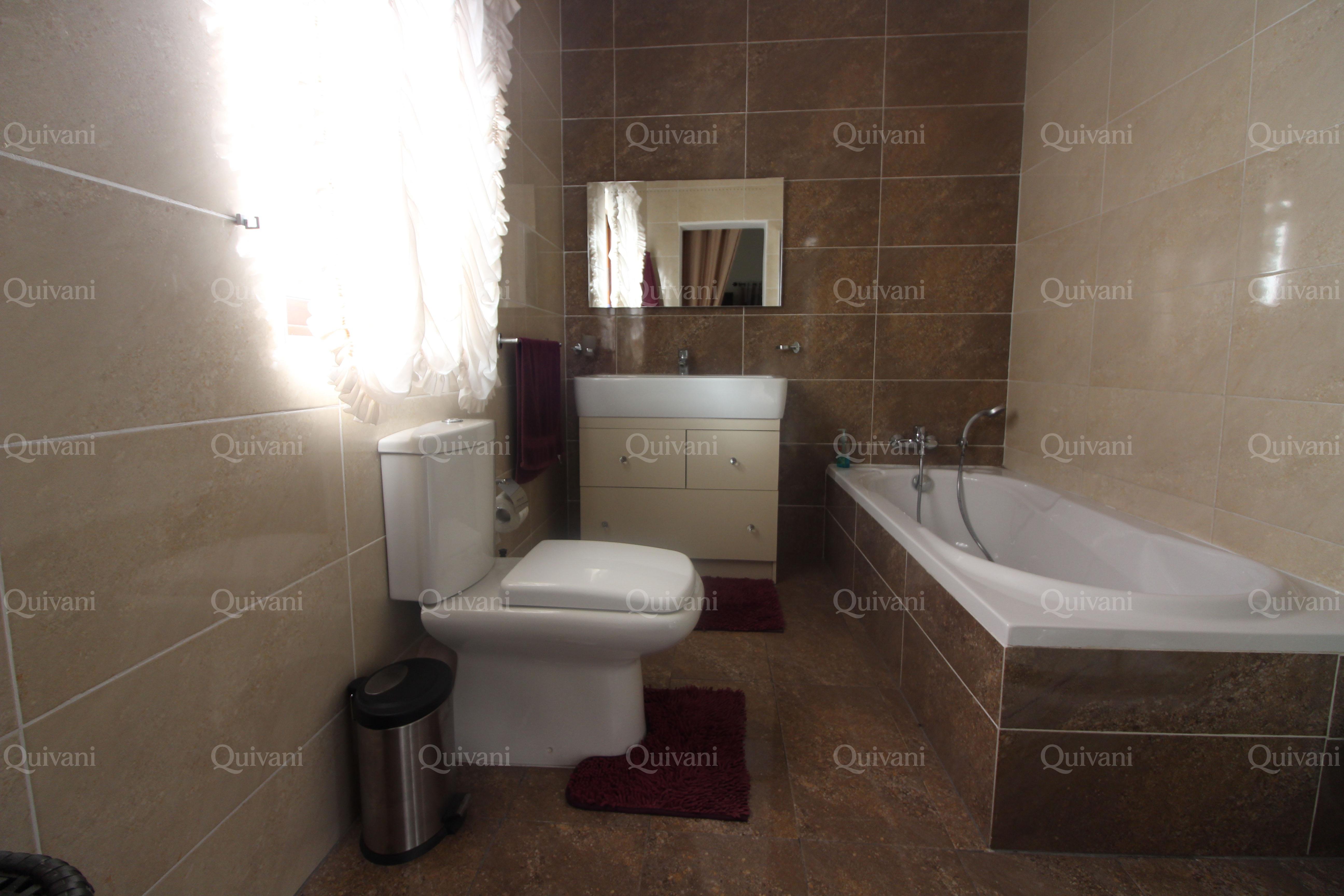Mosta, Furnished Town House