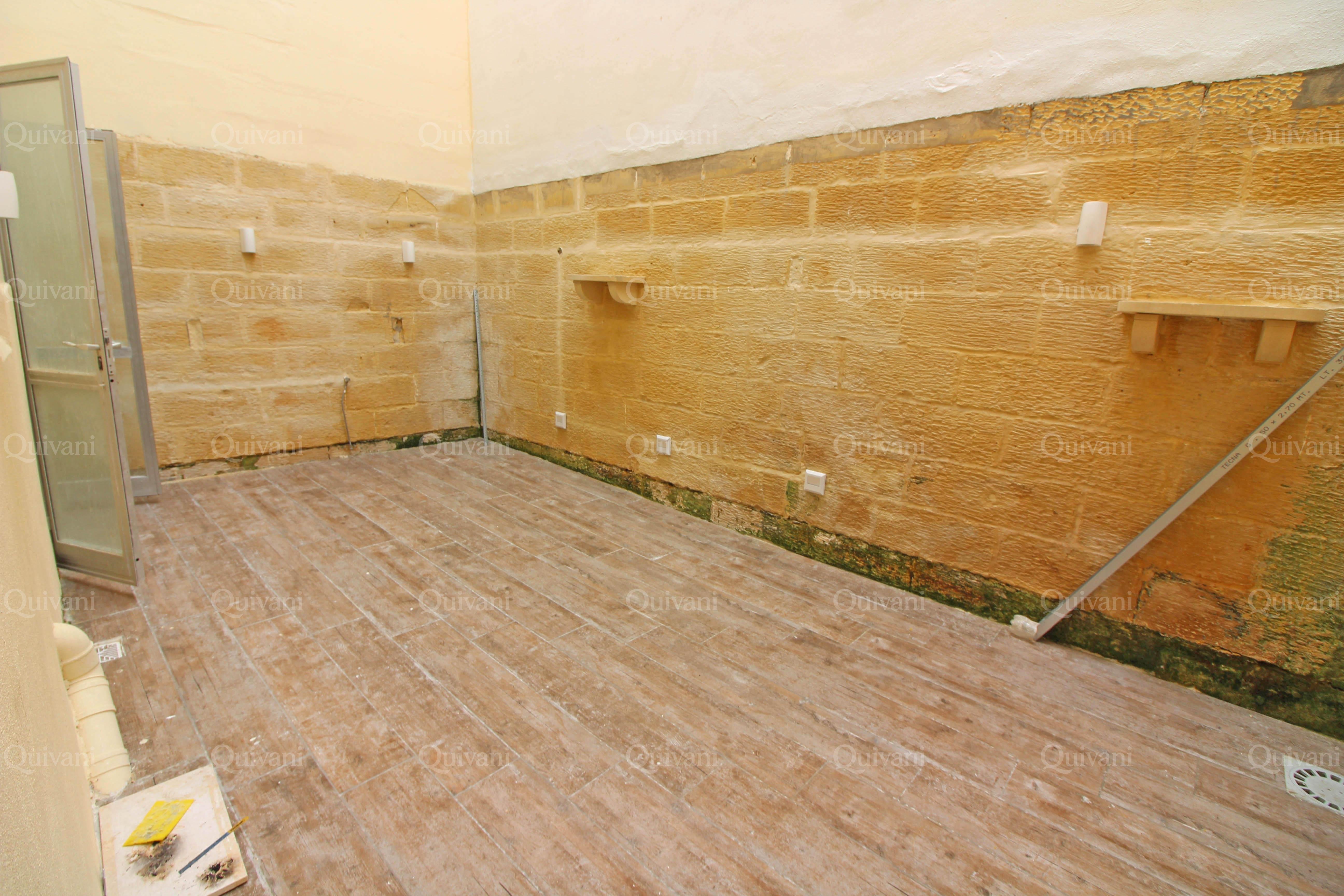 Swieqi, Furnished Maisonette