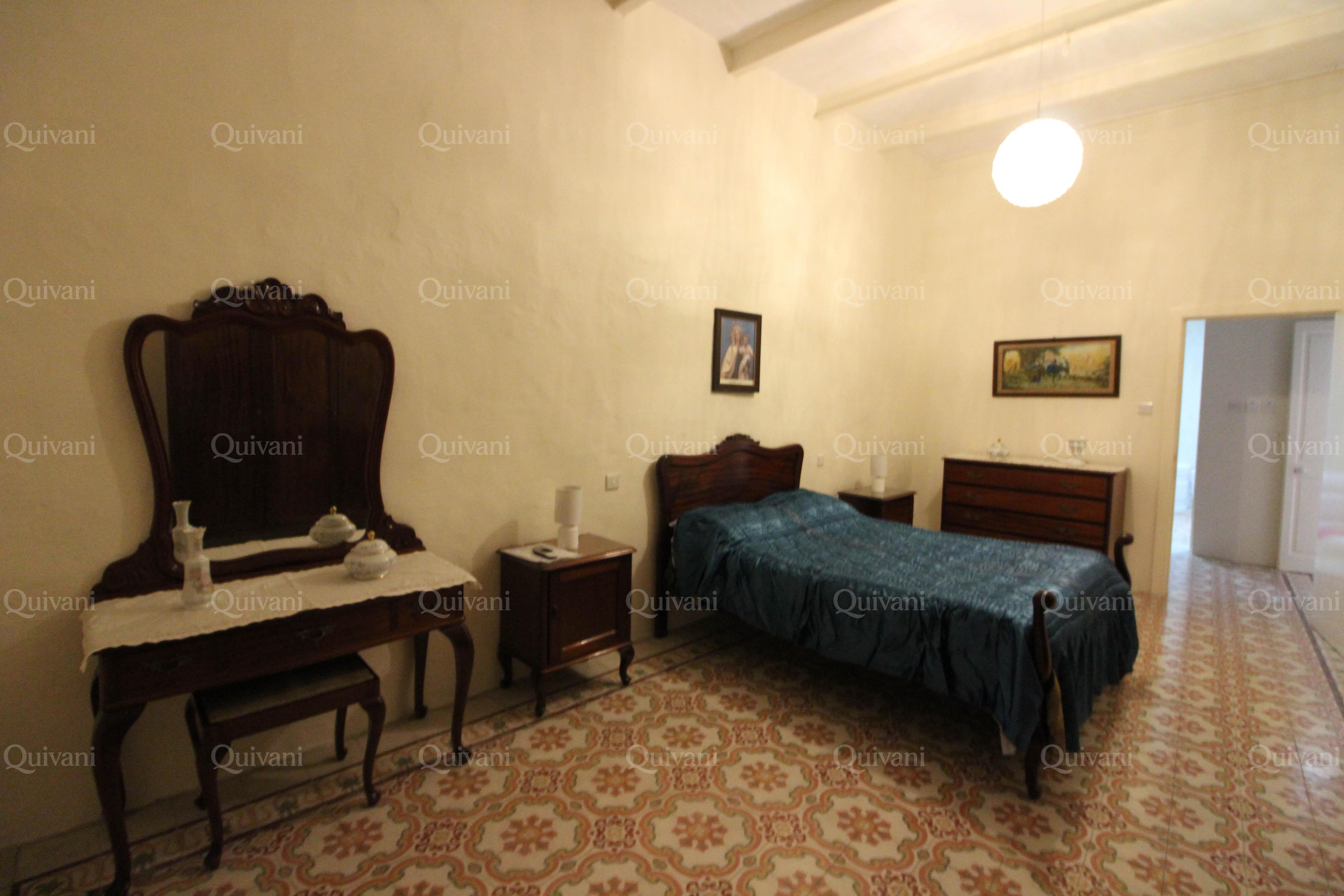 Mosta, Furnished Town House