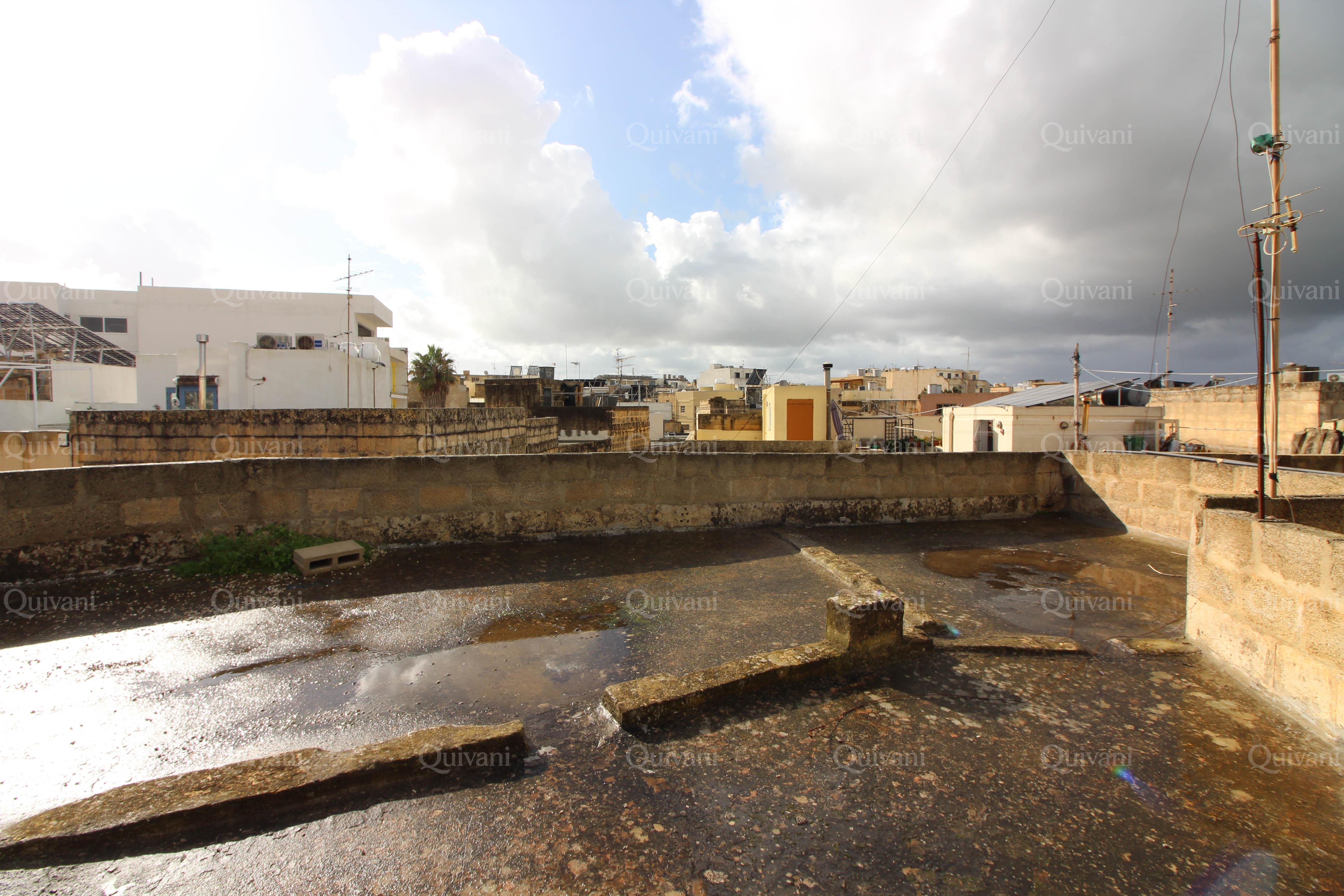 Mosta, Furnished Town House