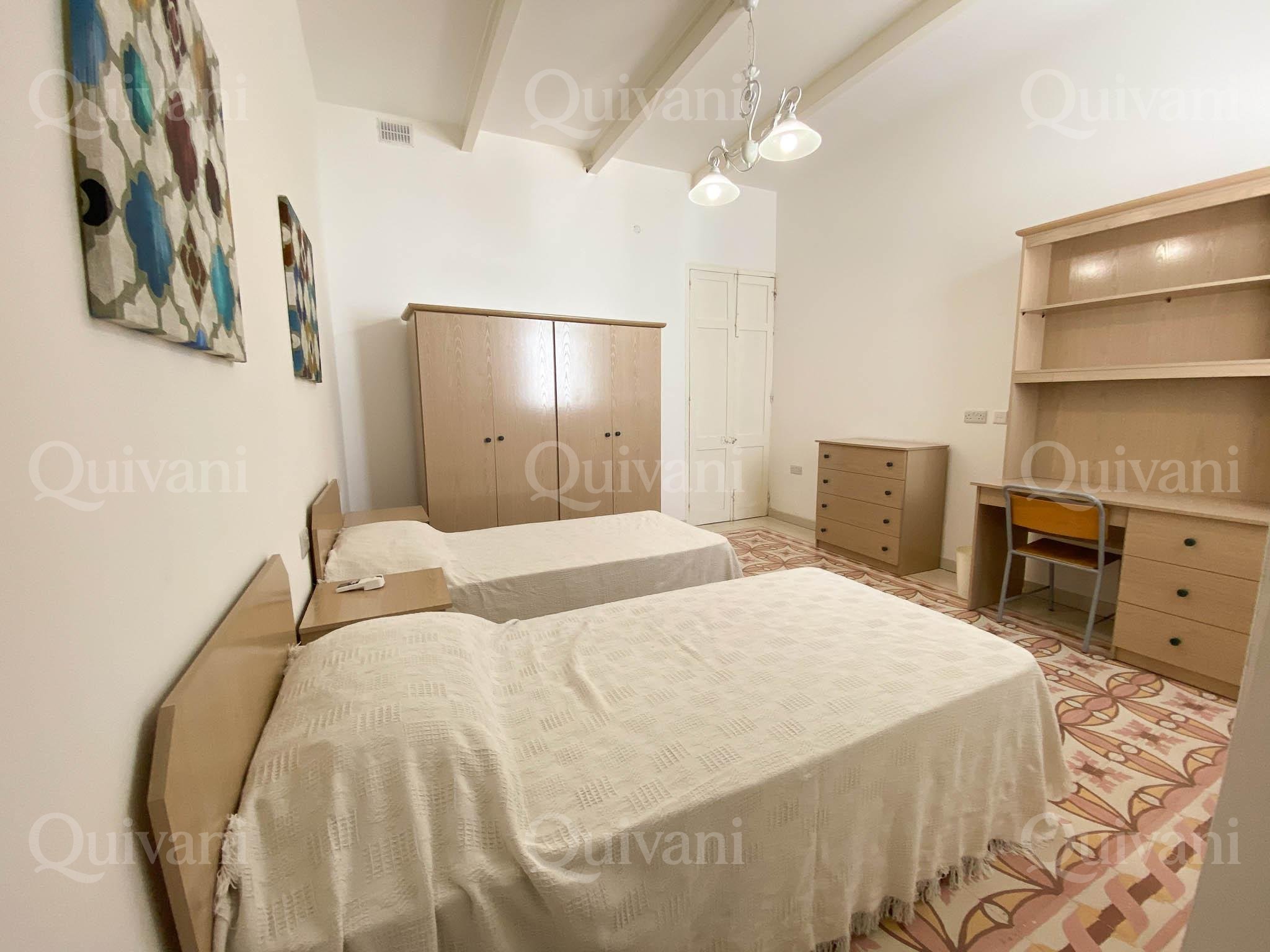 Birkirkara, Furnished Town House