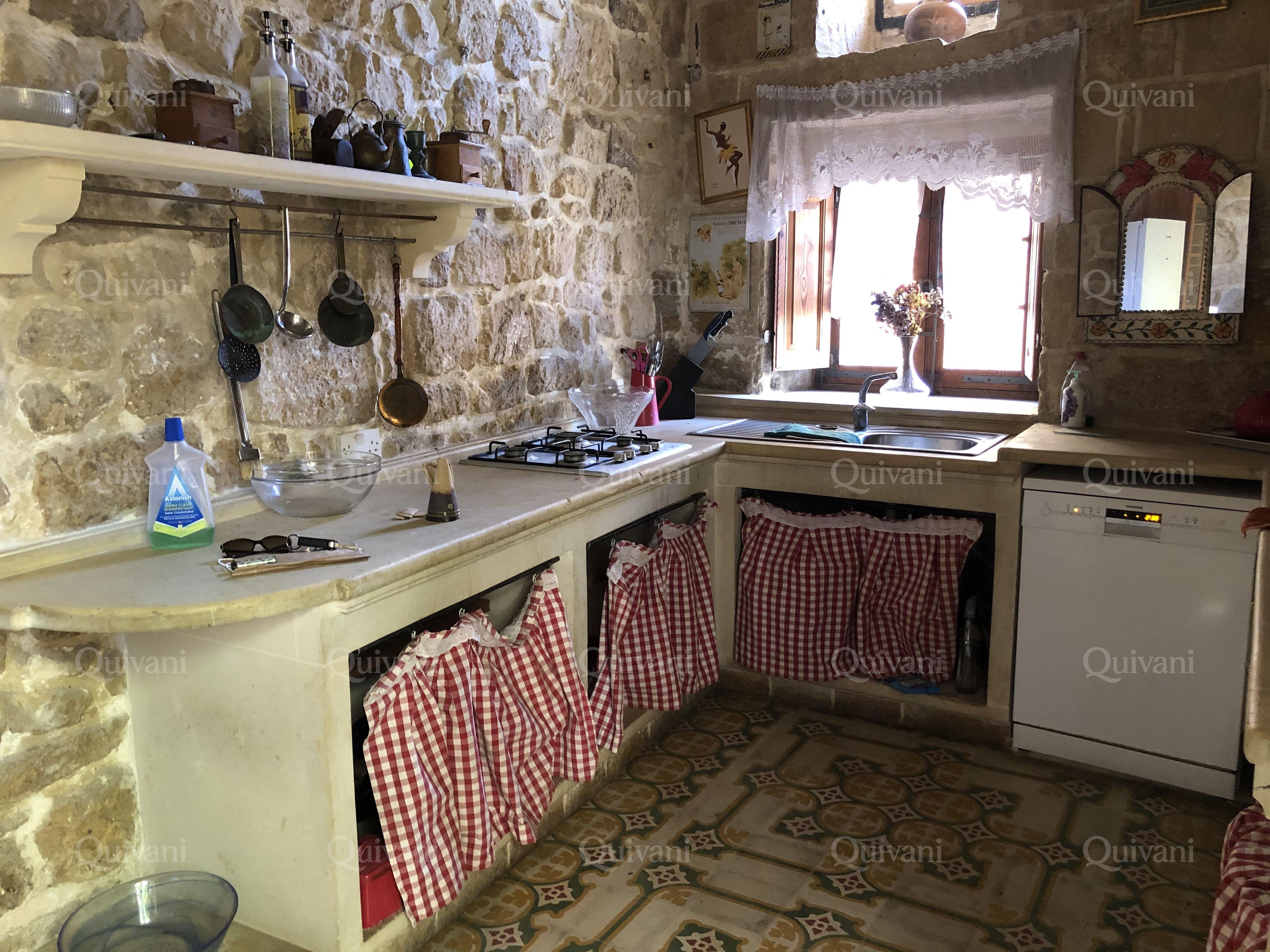 Zebbug, Furnished House of Character