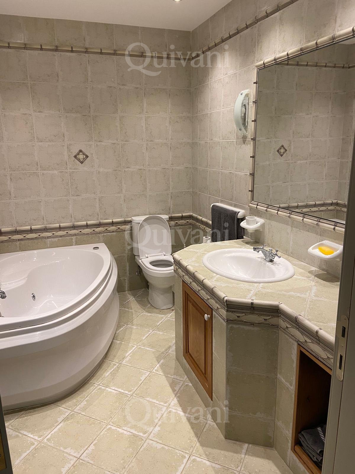 Santa Venera, Furnished Bungalow