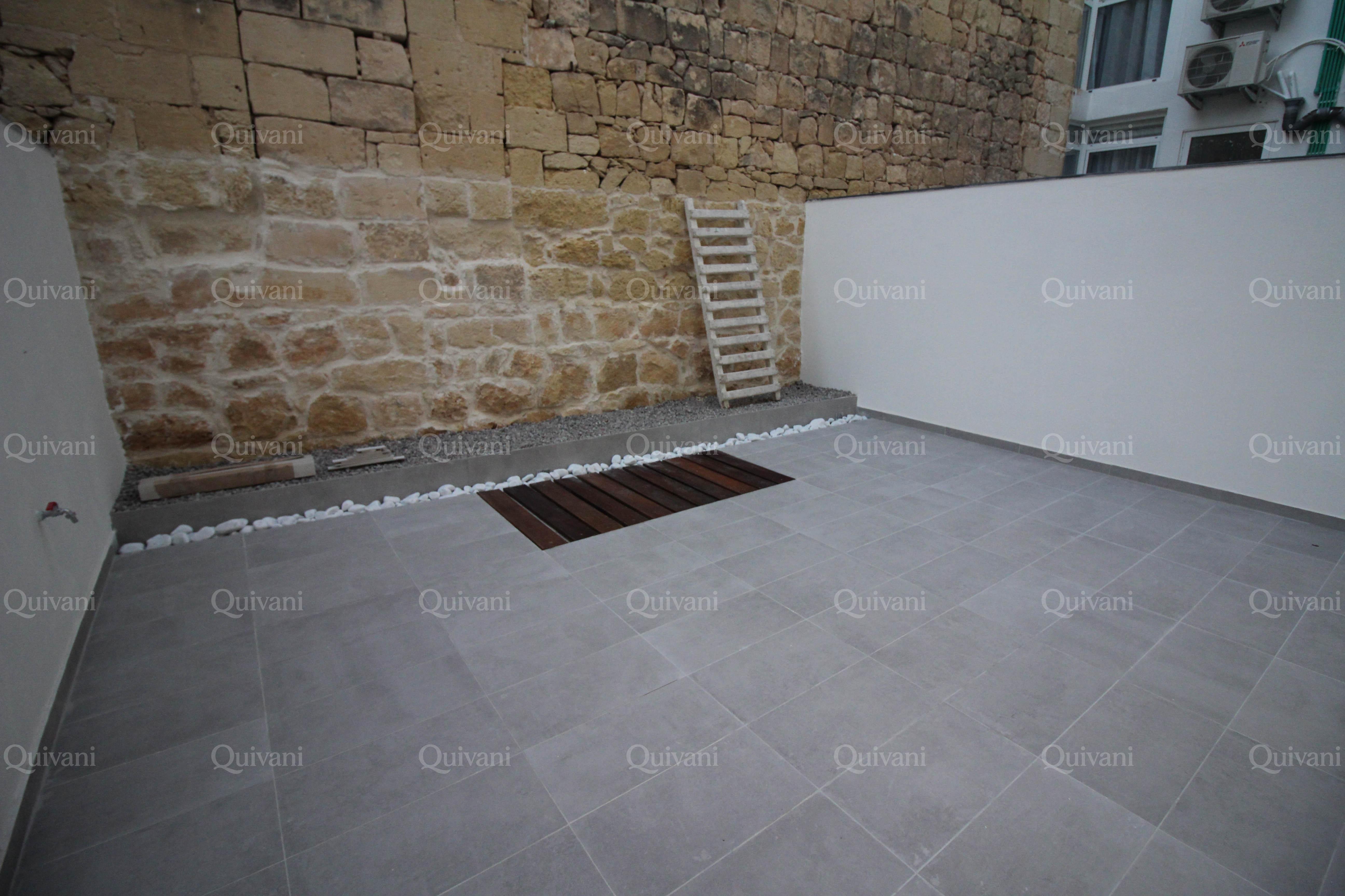 Mosta, Furnished Maisonette