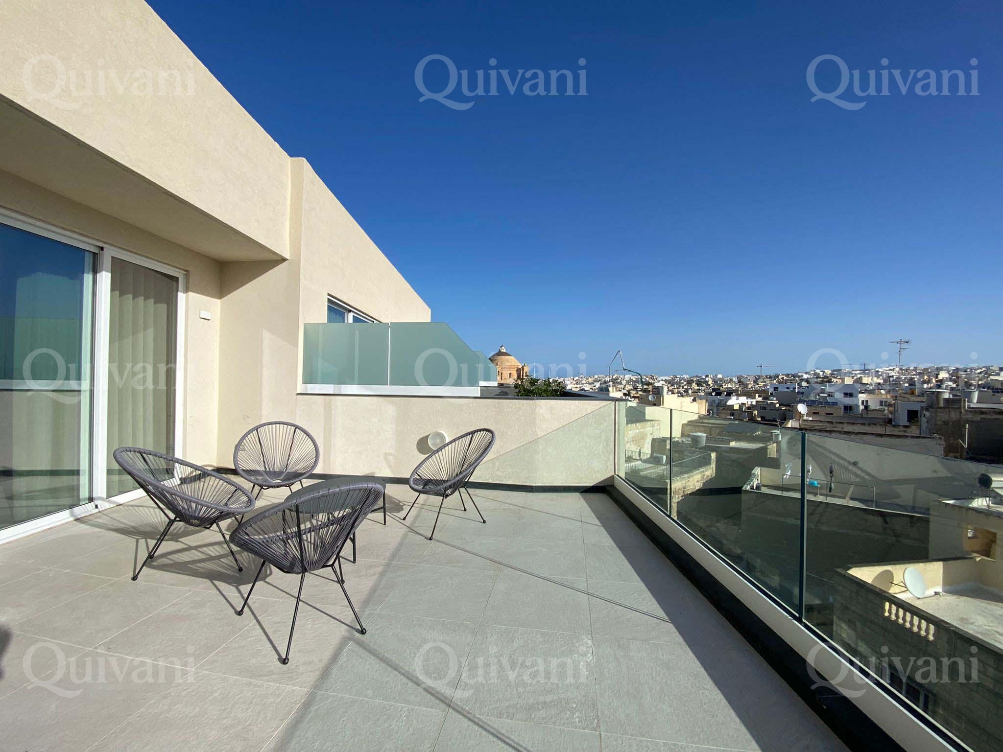 Mosta, Furnished Penthouse