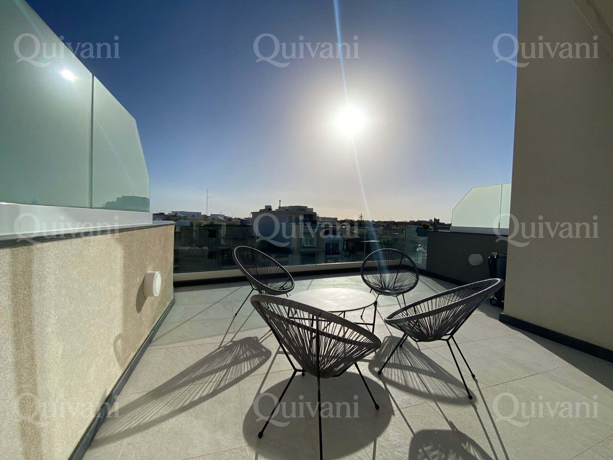 Mosta, Furnished Penthouse