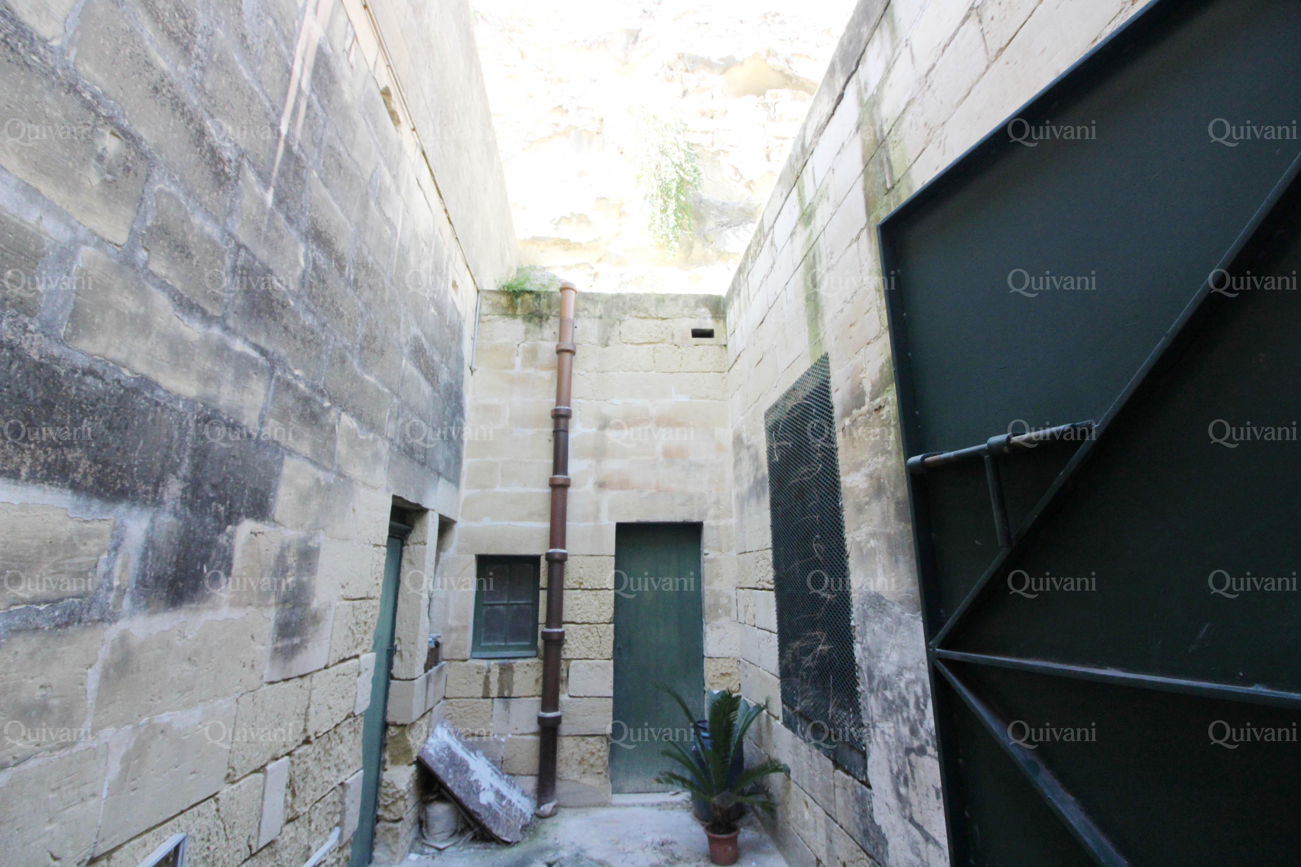 Marsa, Finished Warehouse