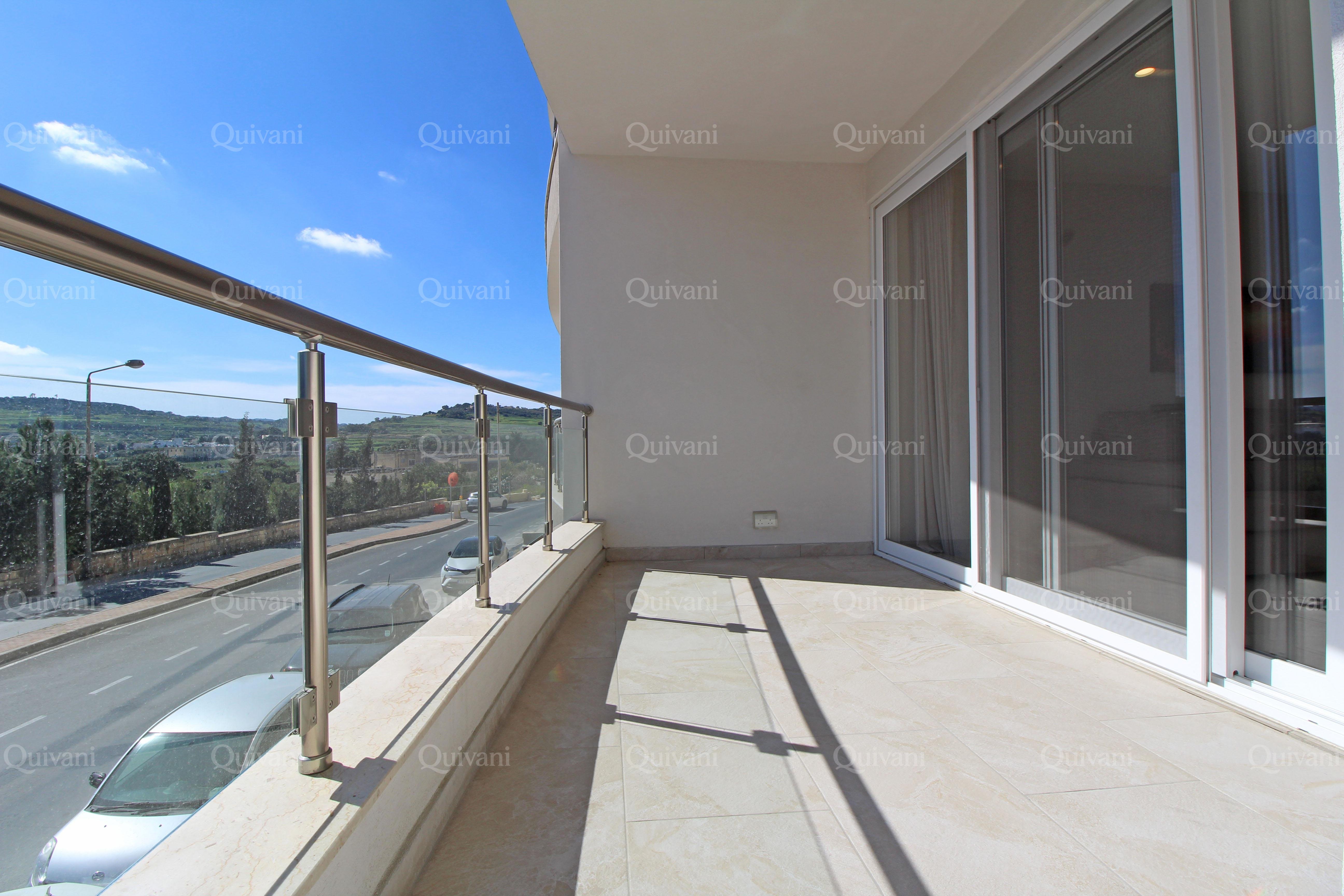 Qawra, Furnished Apartment