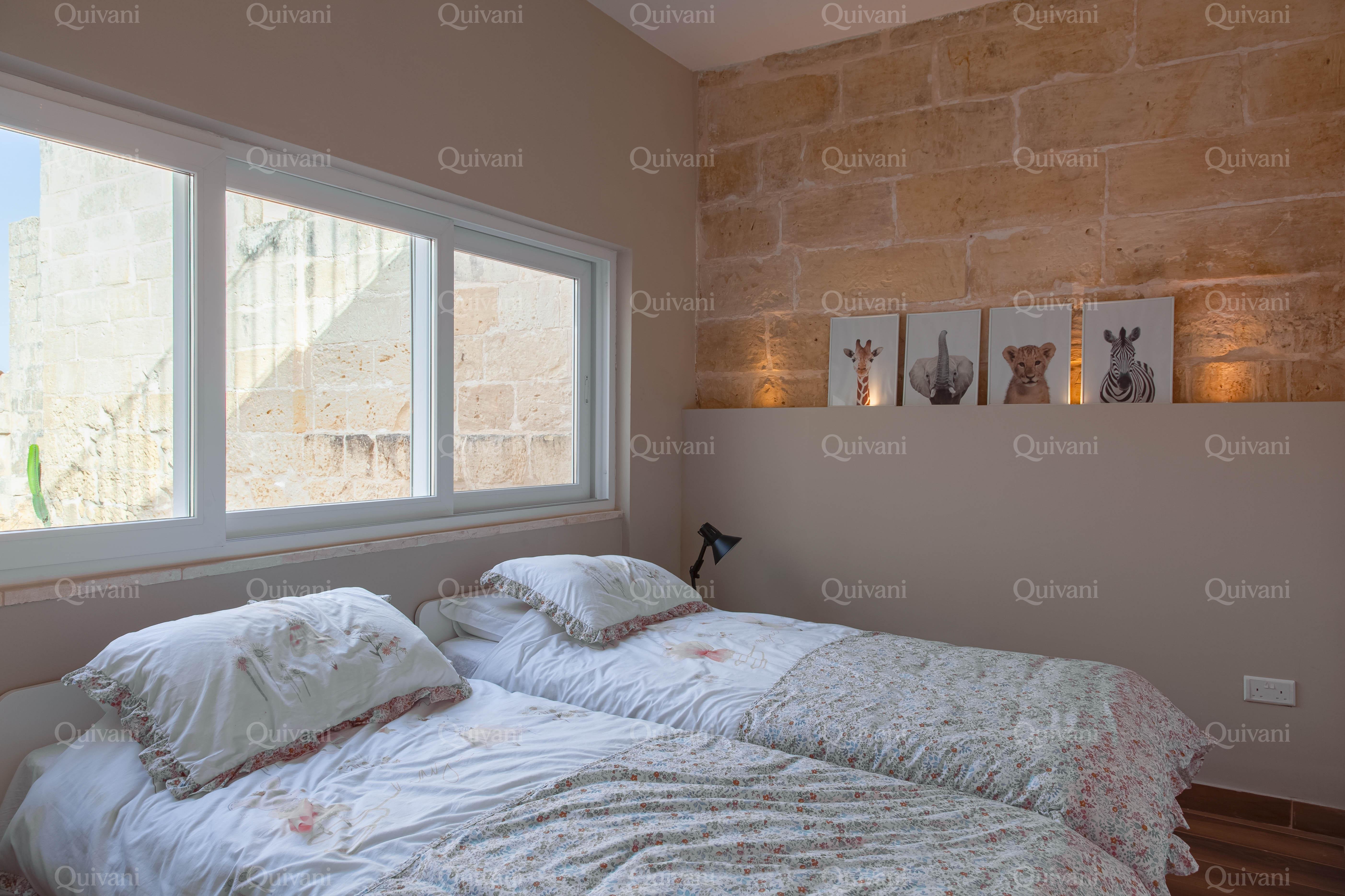 Lija, Furnished Town House