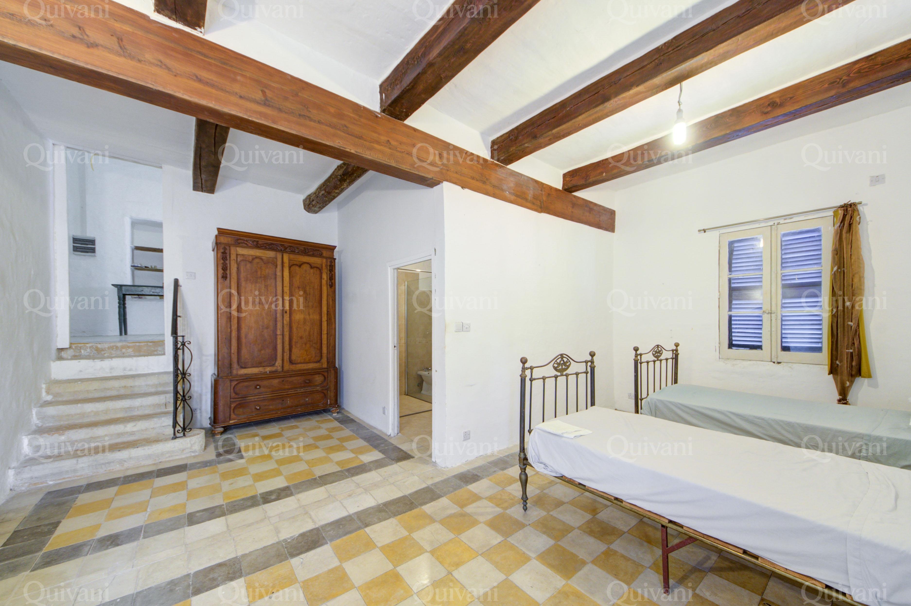 Lija, Furnished House of Character