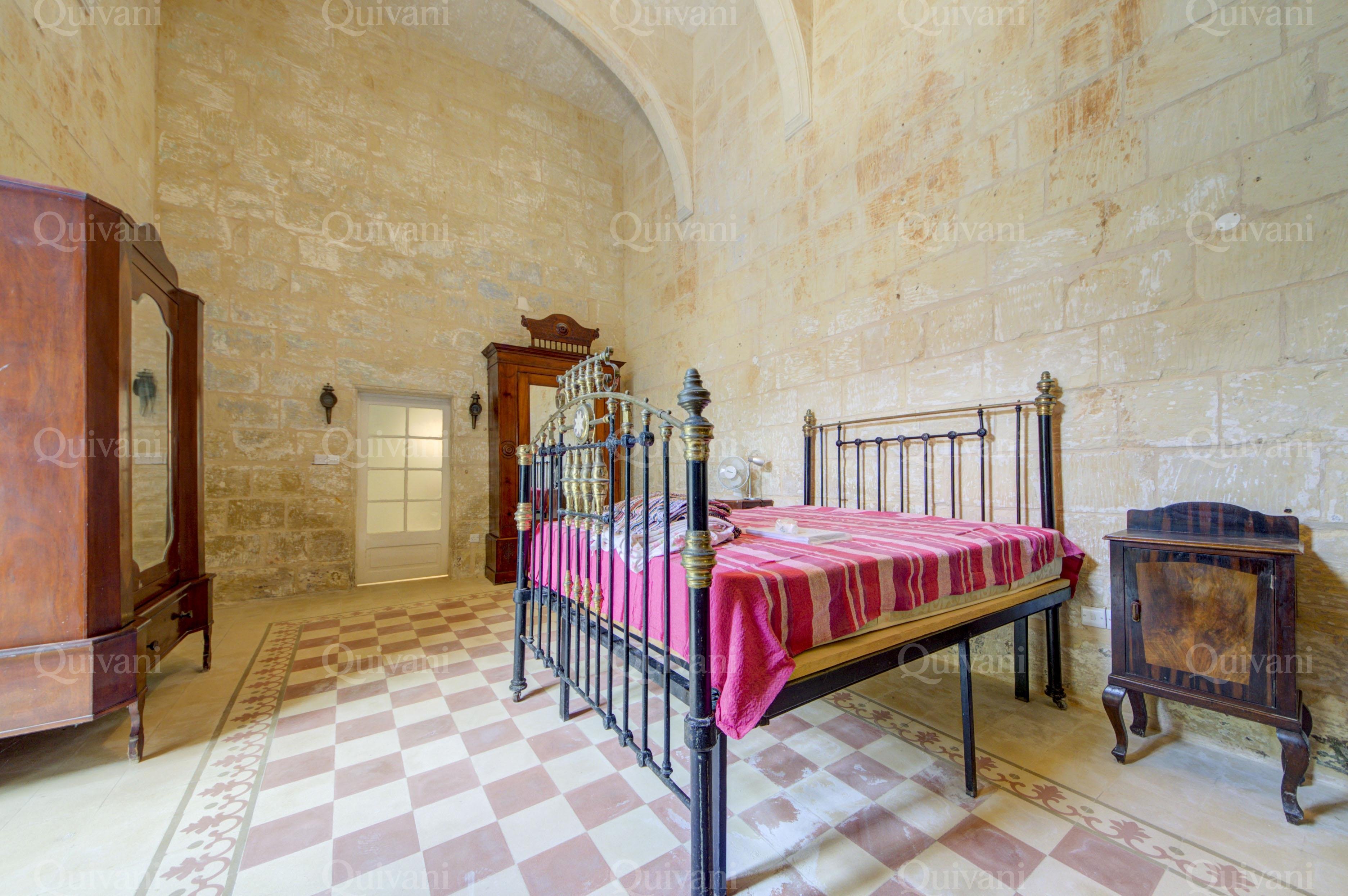 Lija, Furnished House of Character
