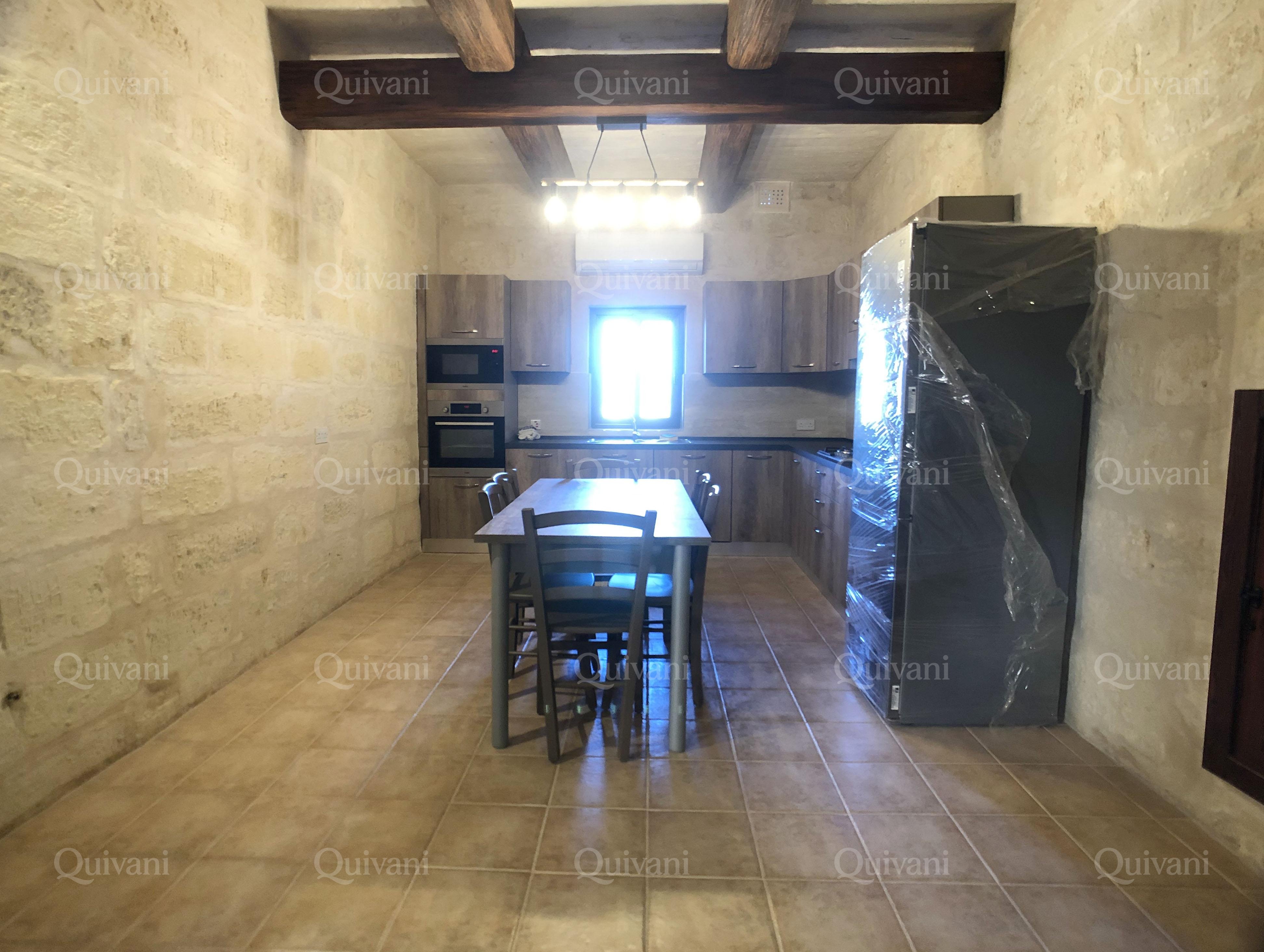 Mgarr, Furnished Farmhouse