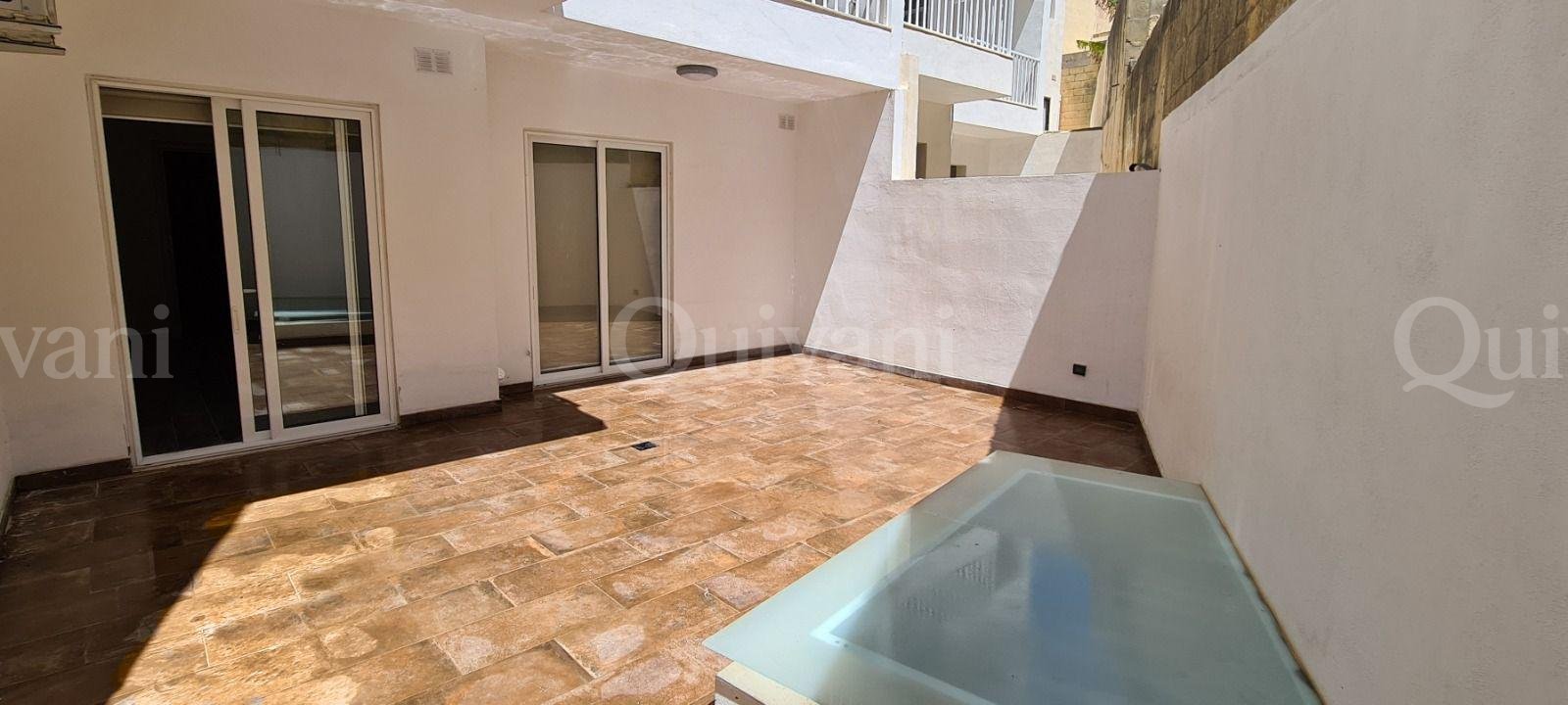 San Pawl tat-Targa, Furnished Elevated Maisonette