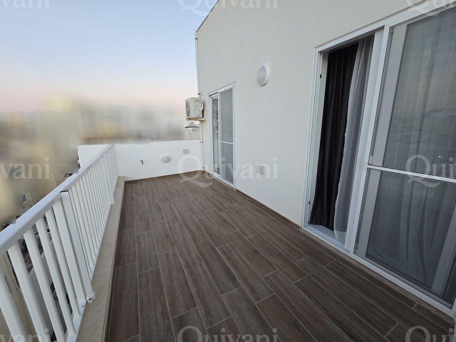 St Pauls Bay, Finished Penthouse