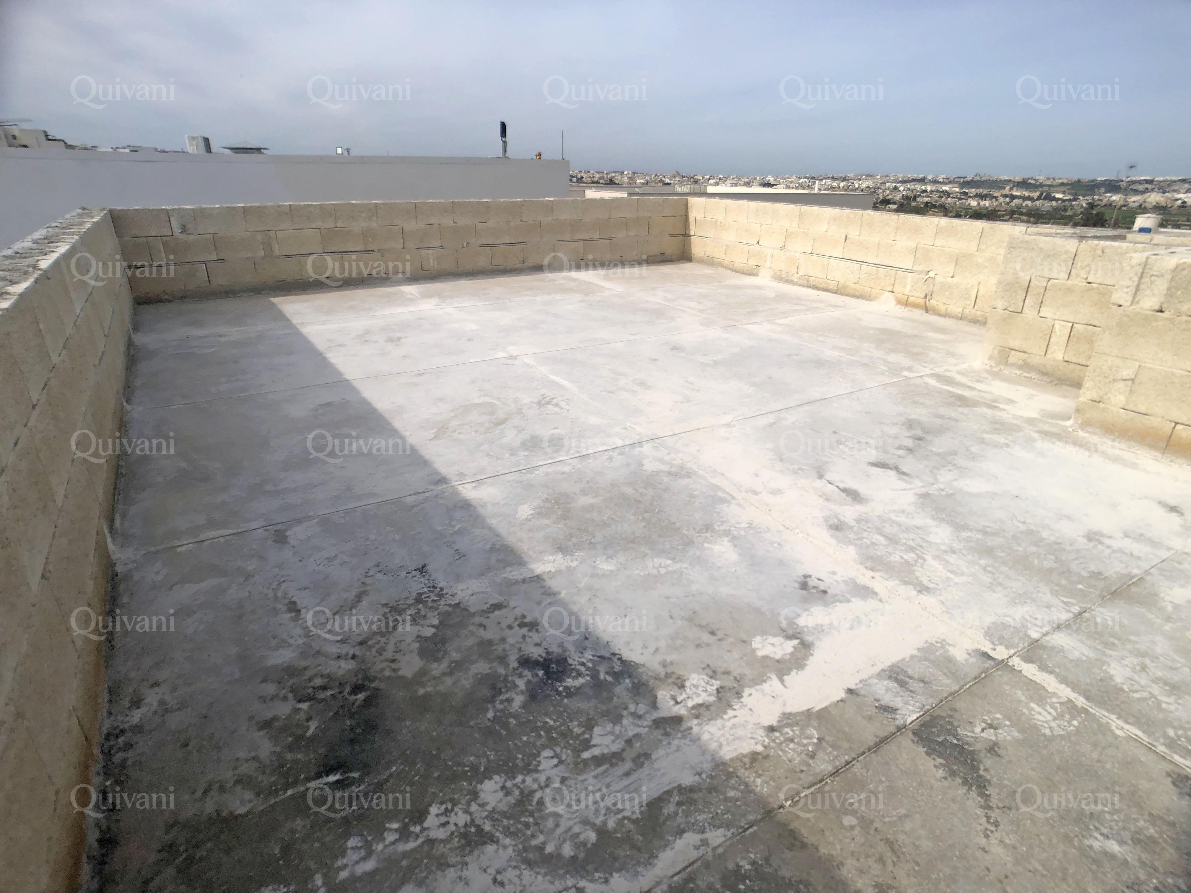 Zebbug, Shell Warehouse