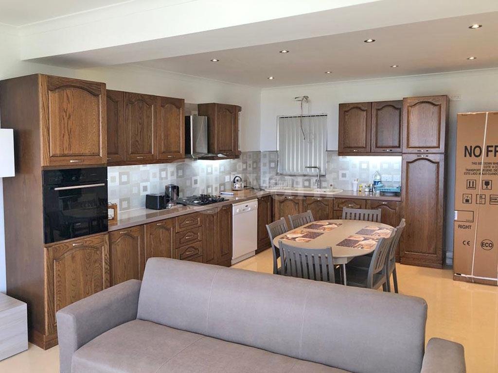 Dingli, Furnished Duplex Maisonette