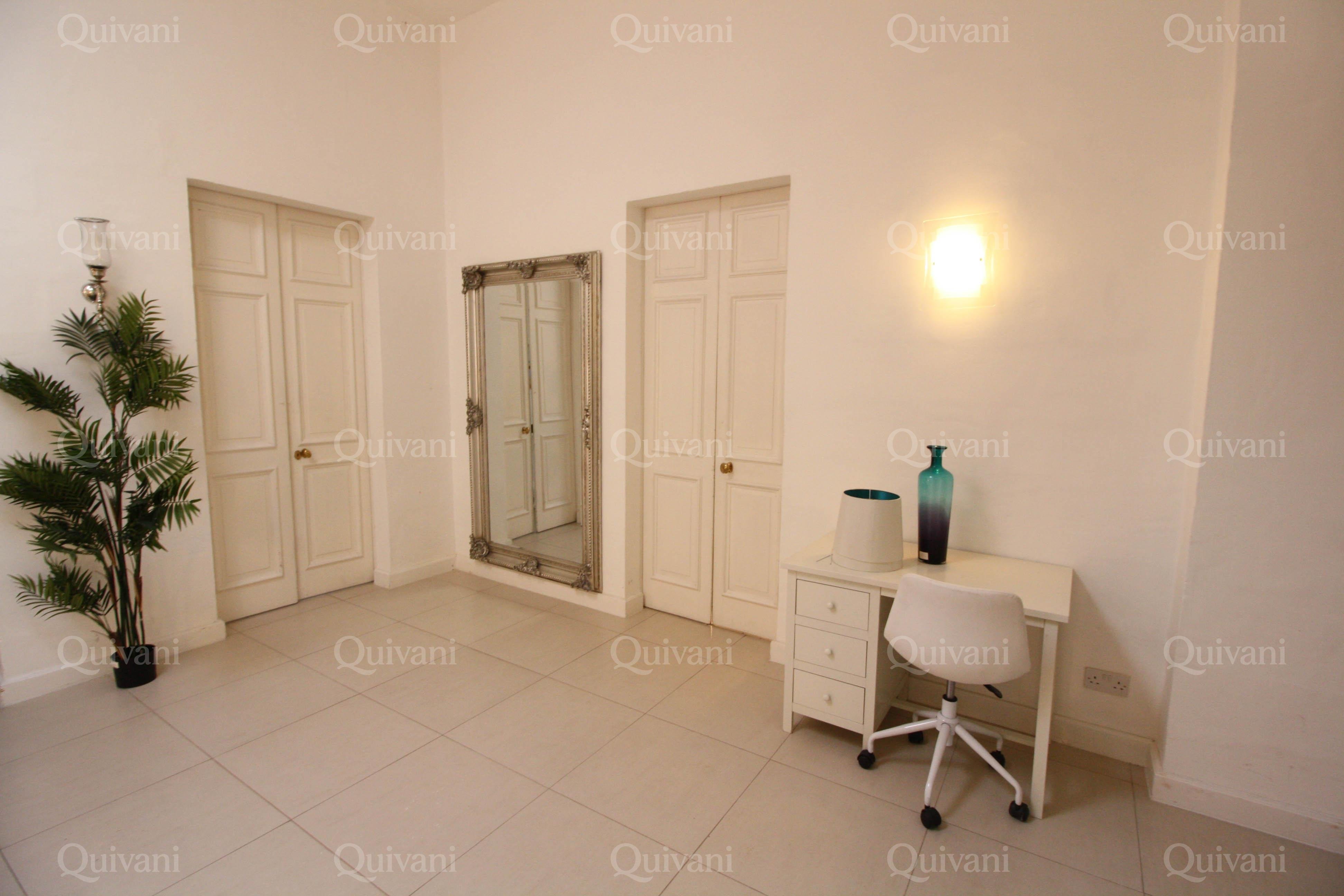 Sliema, Furnished Town House