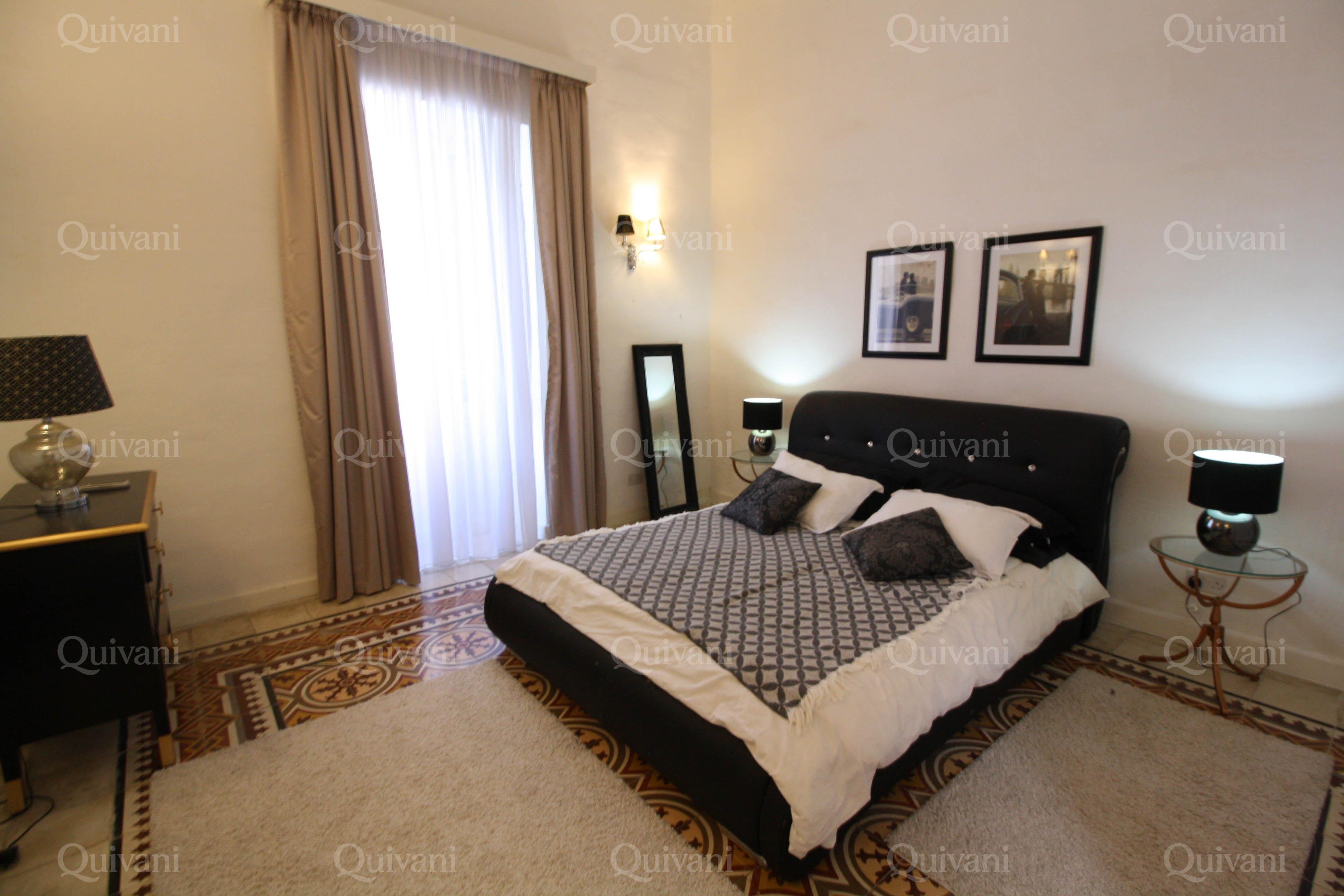 Sliema, Furnished Town House